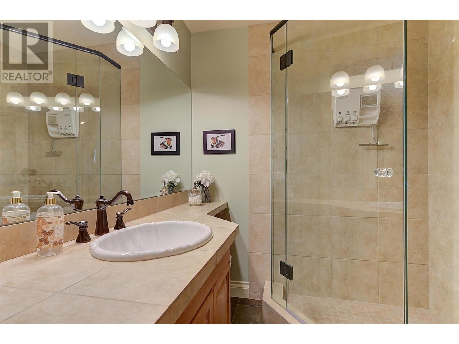 683 Westside Road S, West Kelowna, British Columbia  V1Z 3S2 - Photo 62 - 10352137