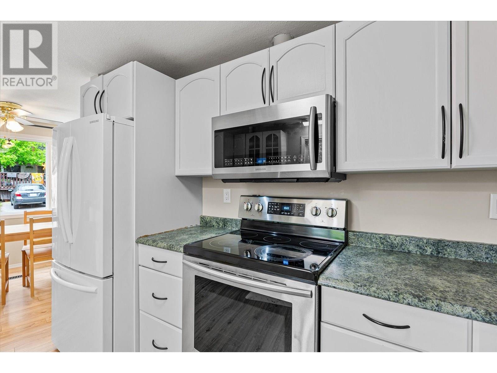 1999 97 Highway S Unit# 116, West Kelowna, British Columbia  V1Z 1B2 - Photo 7 - 10352128