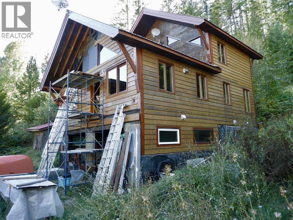 6119 Slocan River Road, Appledale, British Columbia  V0G 2J0 - Photo 35 - 10352161