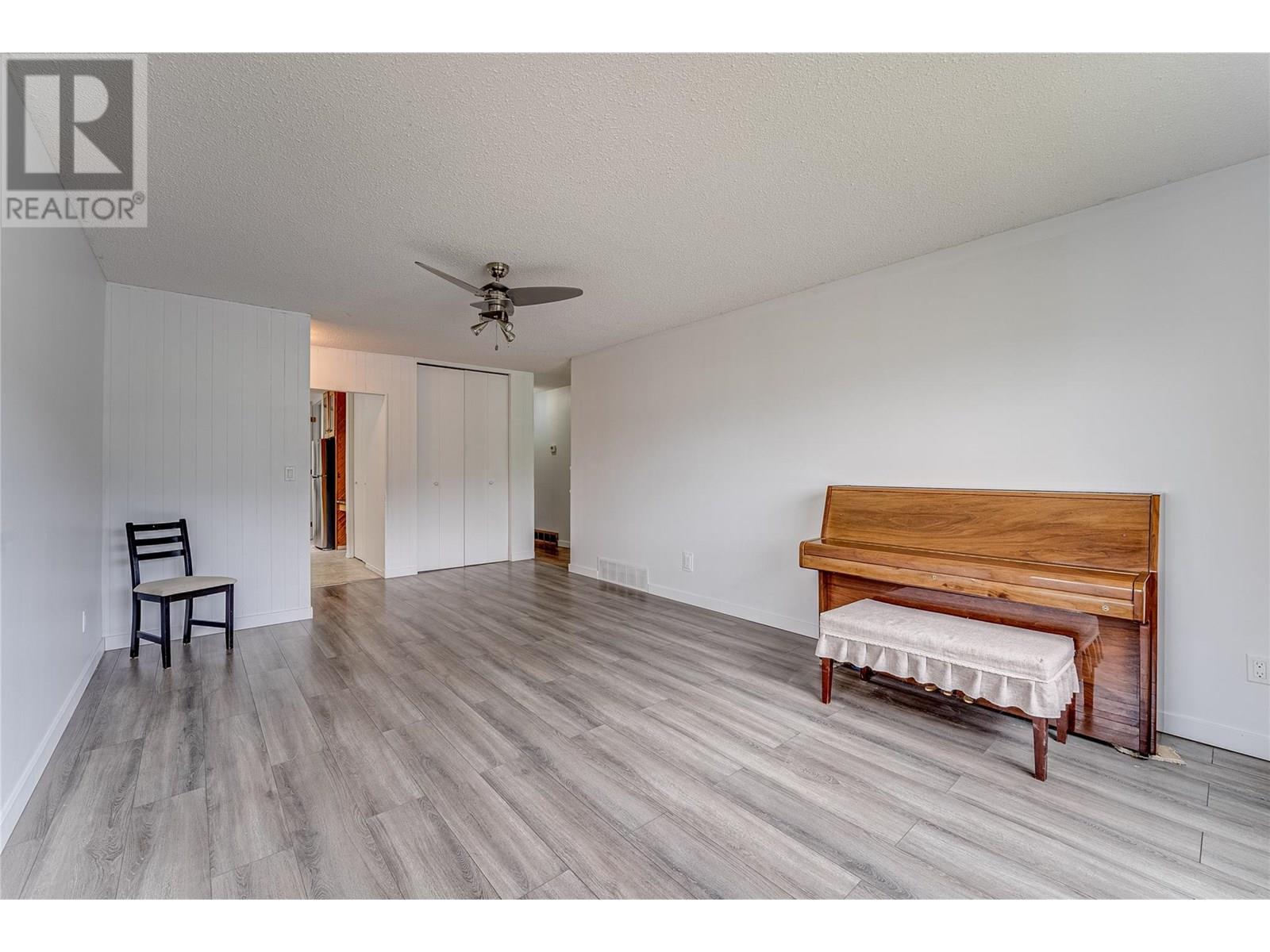 2304 18 Street, Vernon, British Columbia  V1T 3Z8 - Photo 15 - 10352112