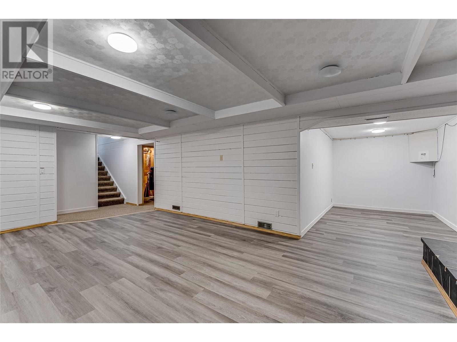 2304 18 Street, Vernon, British Columbia  V1T 3Z8 - Photo 38 - 10352112