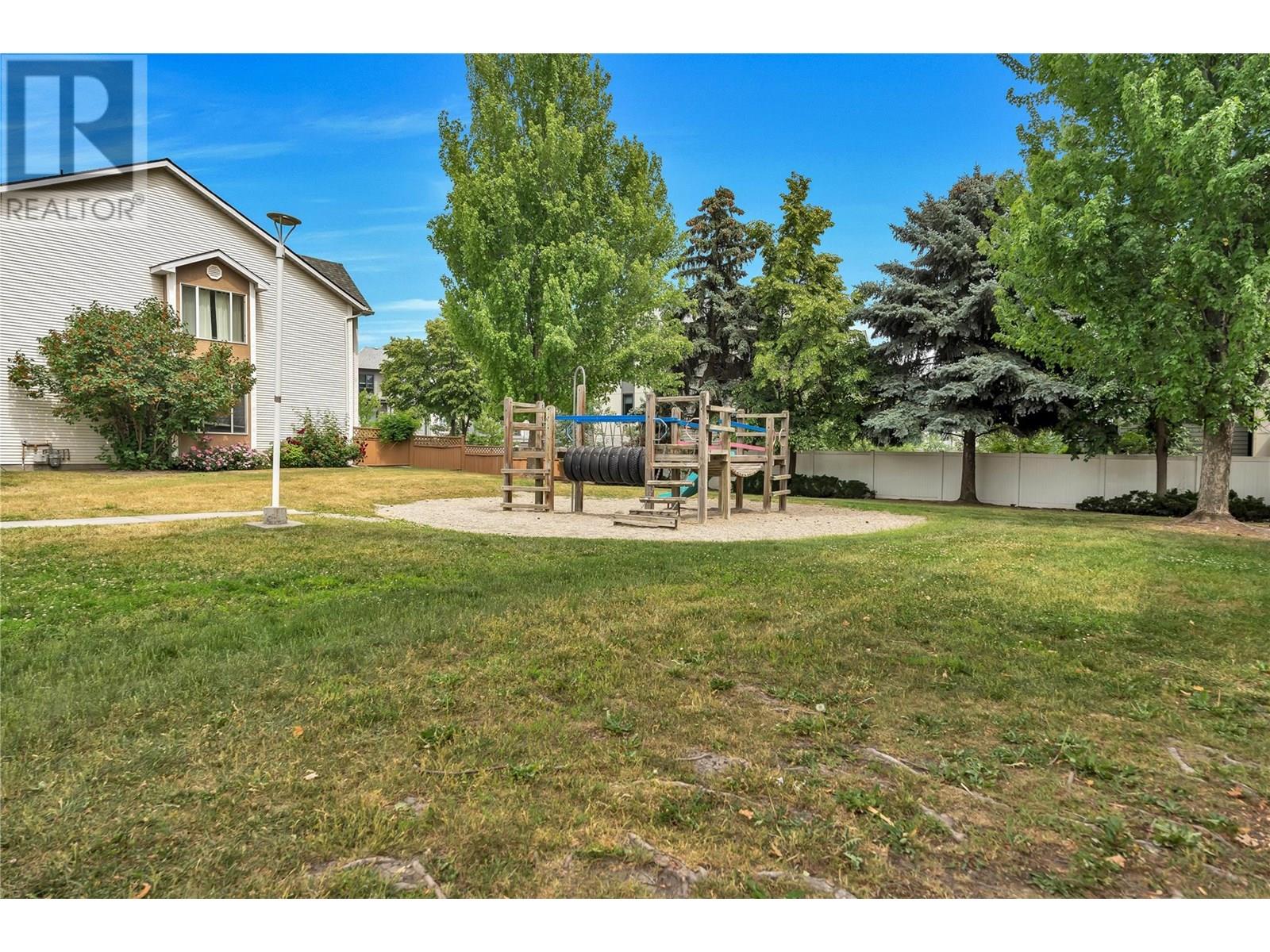 160 Celano Crescent Unit# 104, Kelowna, British Columbia  V1V 1X9 - Photo 37 - 10351947