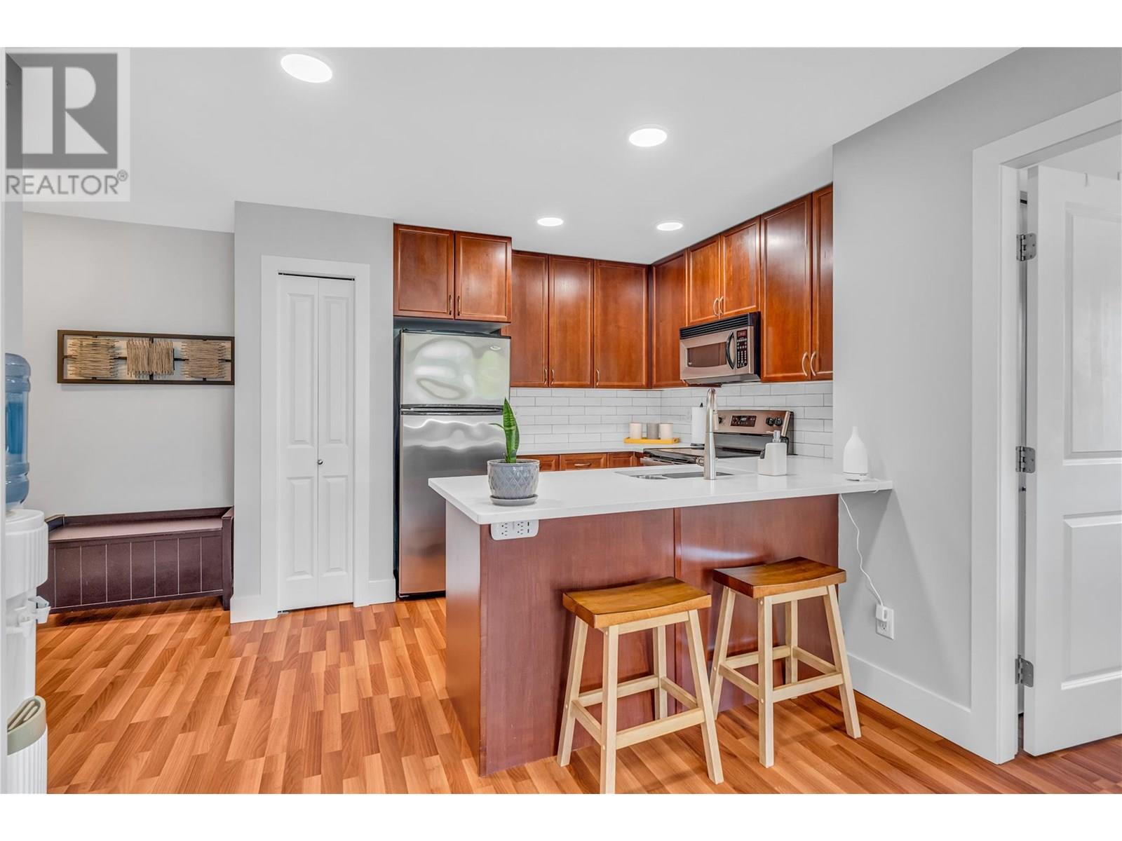 256 Hastings Avenue Unit# 403, Penticton, British Columbia  V2A 2V6 - Photo 19 - 10351936