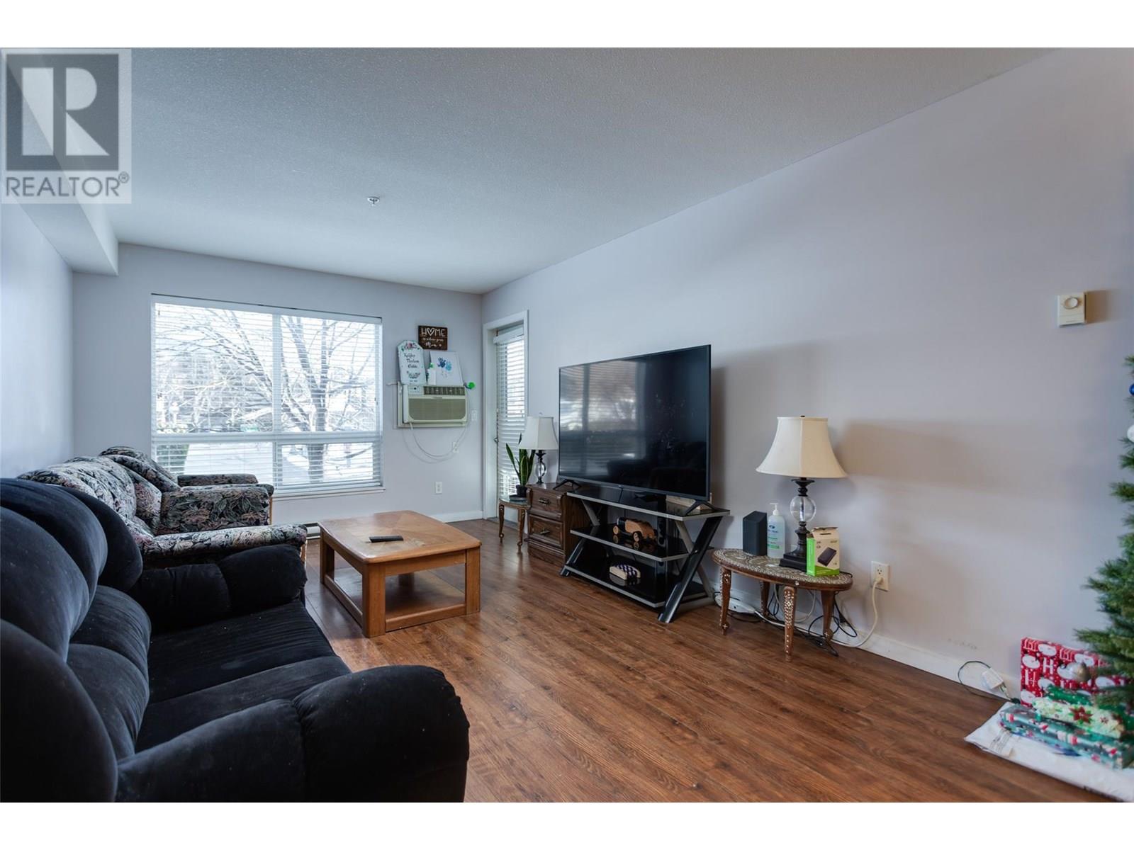 260 Franklyn Road Unit# 113, Kelowna, British Columbia  V1K 1K1 - Photo 2 - 10352172