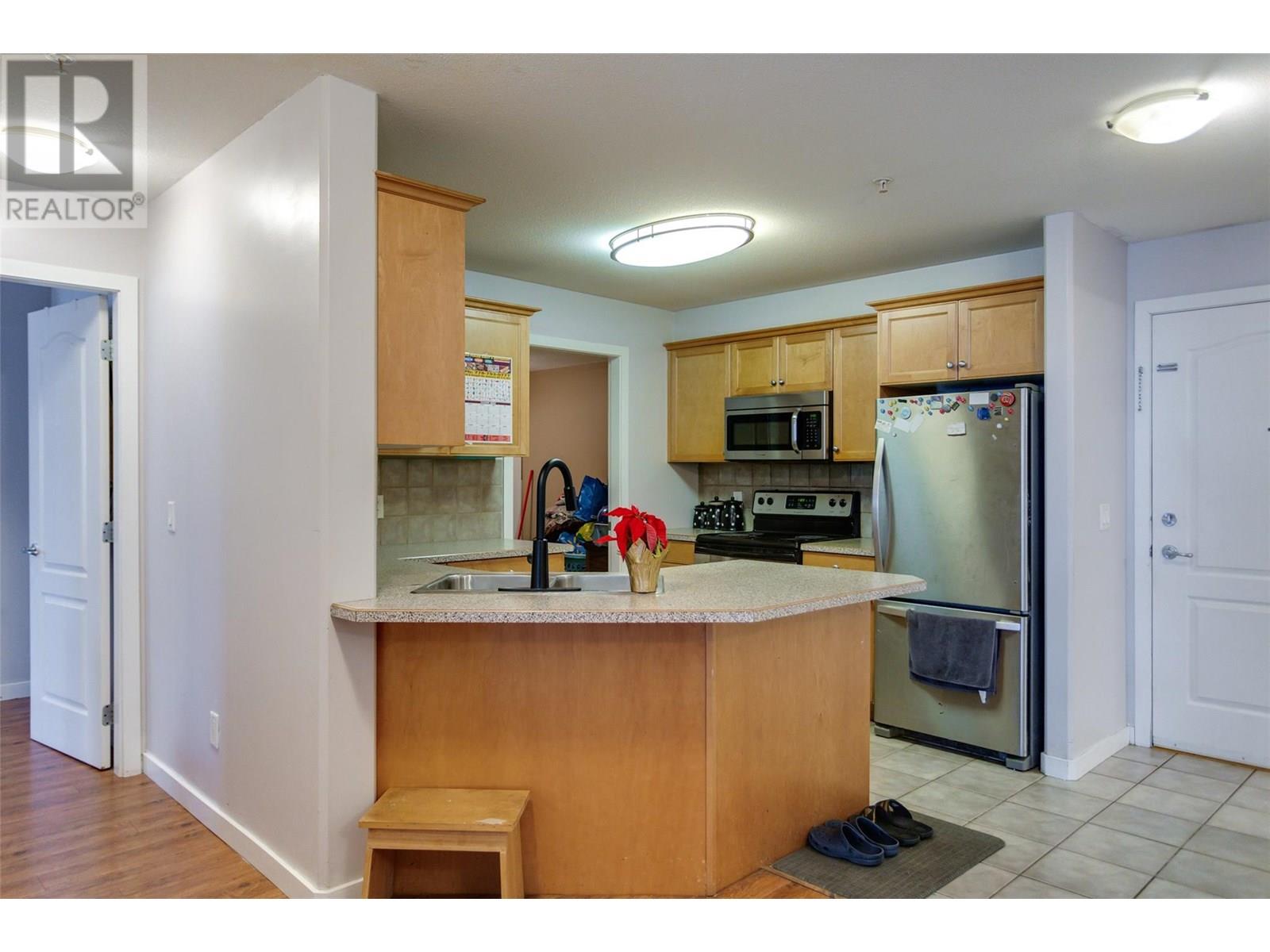 260 Franklyn Road Unit# 113, Kelowna, British Columbia  V1K 1K1 - Photo 9 - 10352172