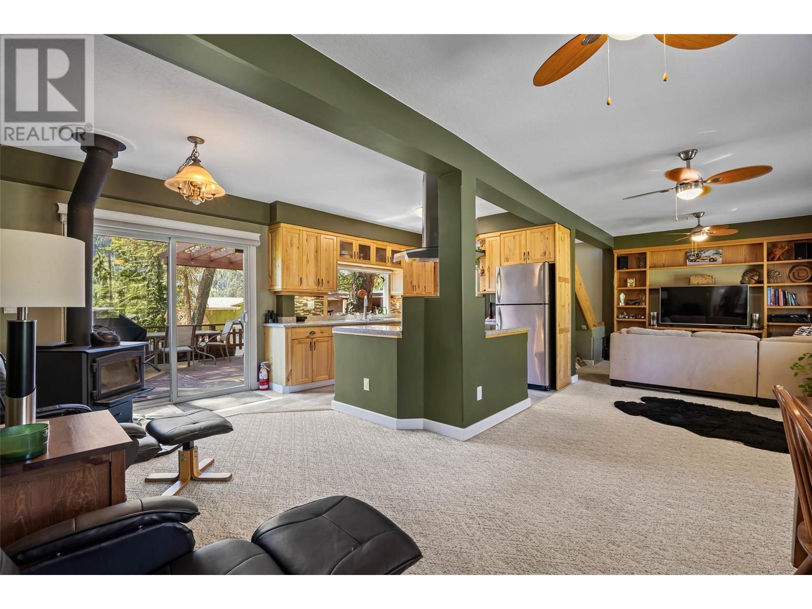 2292 Ojibway Road, Kamloops, British Columbia  V2H 1P1 - Photo 12 - 10352165