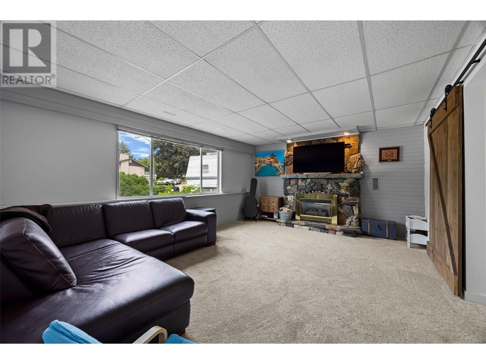 2205 Omineca Drive, Kamloops, British Columbia  V2E 1S8 - Photo 24 - 10352147