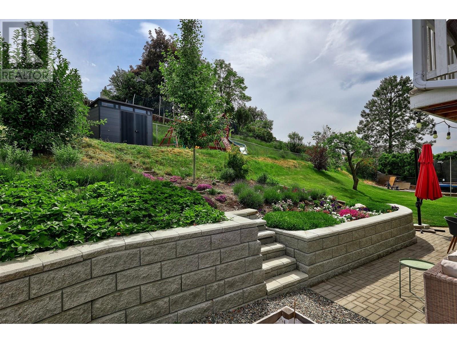 2205 Omineca Drive, Kamloops, British Columbia  V2E 1S8 - Photo 34 - 10352147