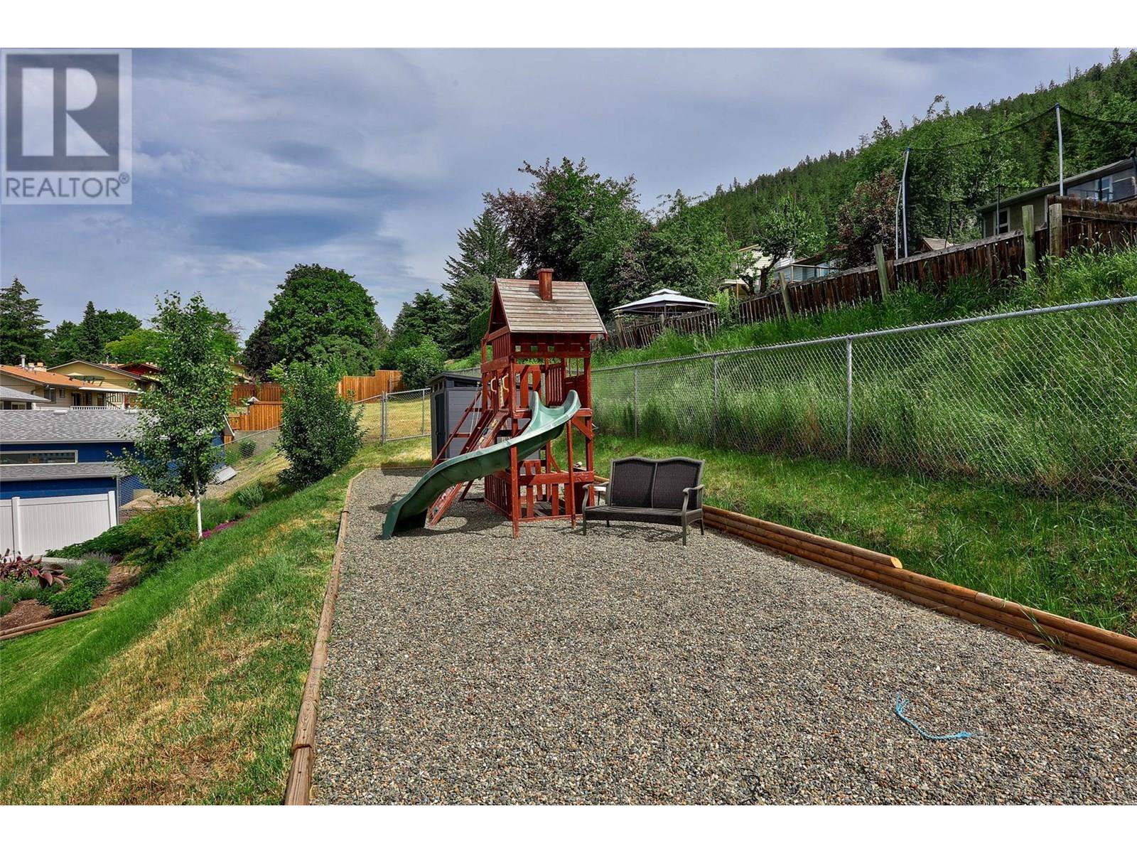 2205 Omineca Drive, Kamloops, British Columbia  V2E 1S8 - Photo 37 - 10352147