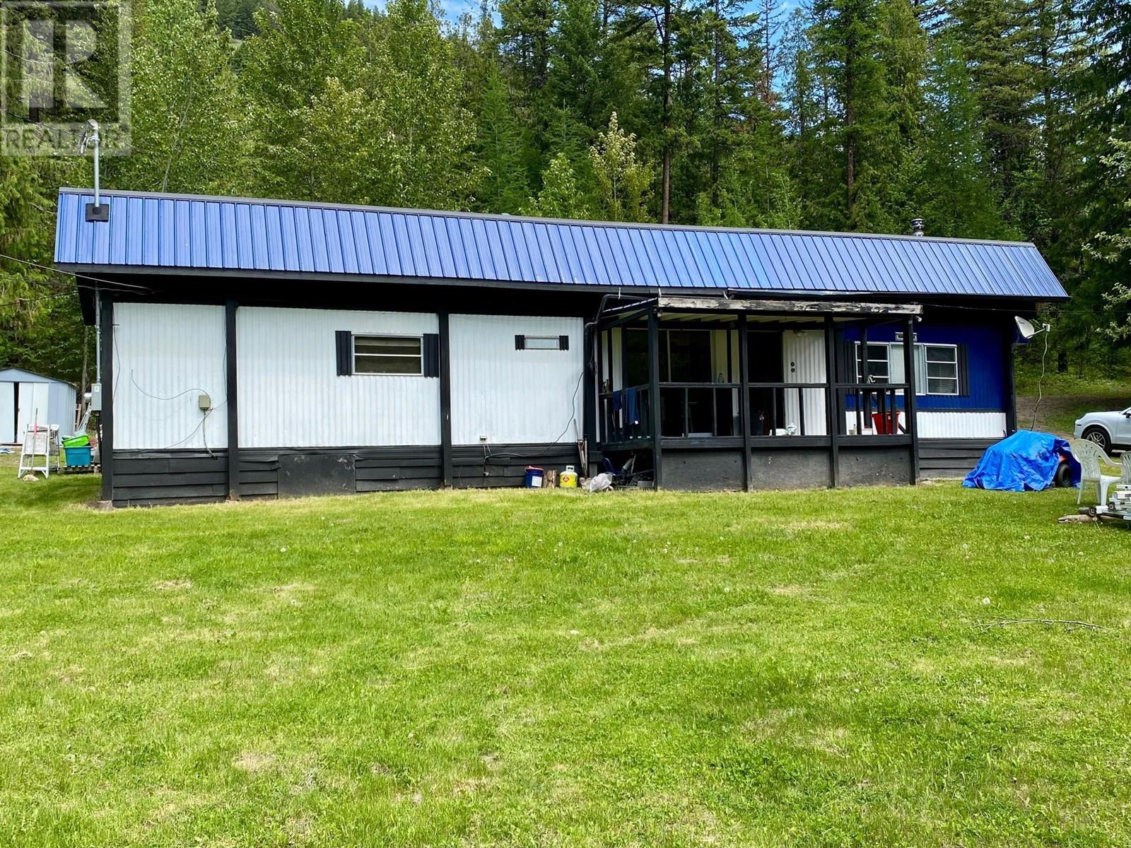 1433 Creighton Valley Road, Lumby, British Columbia  V0E 2G0 - Photo 17 - 10352181