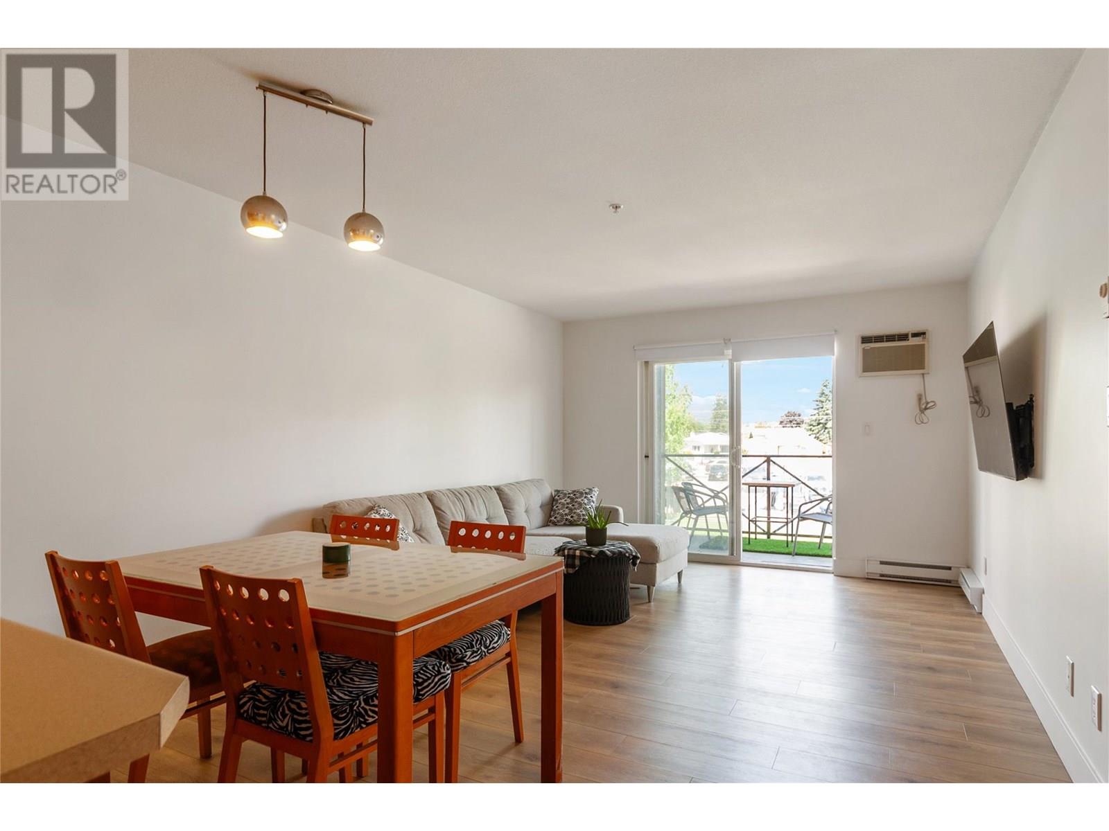246 Hastings Avenue Unit# 206, Penticton, British Columbia  V2A 2V6 - Photo 4 - 10351611