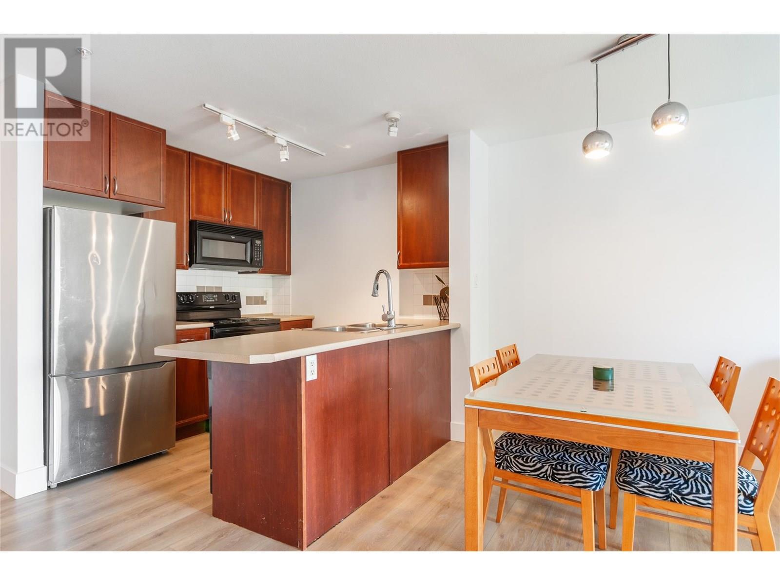 246 Hastings Avenue Unit# 206, Penticton, British Columbia  V2A 2V6 - Photo 8 - 10351611