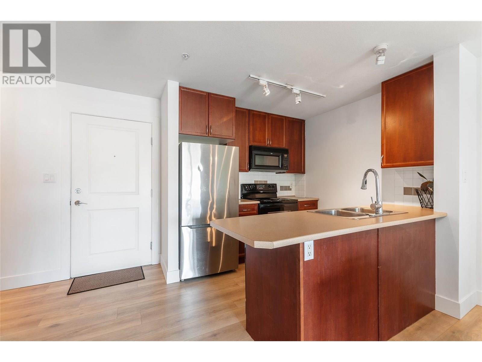246 Hastings Avenue Unit# 206, Penticton, British Columbia  V2A 2V6 - Photo 9 - 10351611