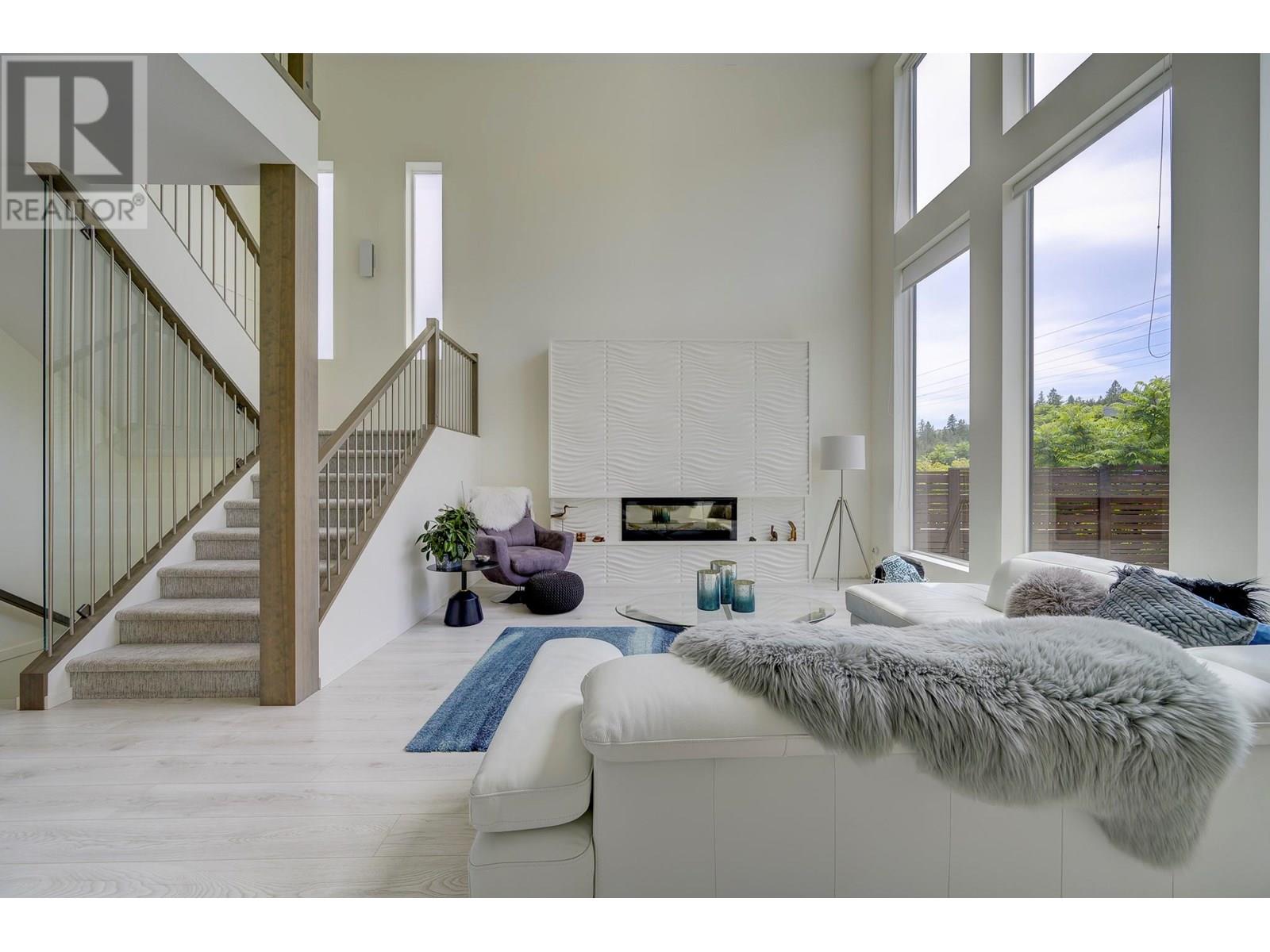 1358 Rockcress Drive, Kamloops, British Columbia  V2E 0B4 - Photo 2 - 10351605