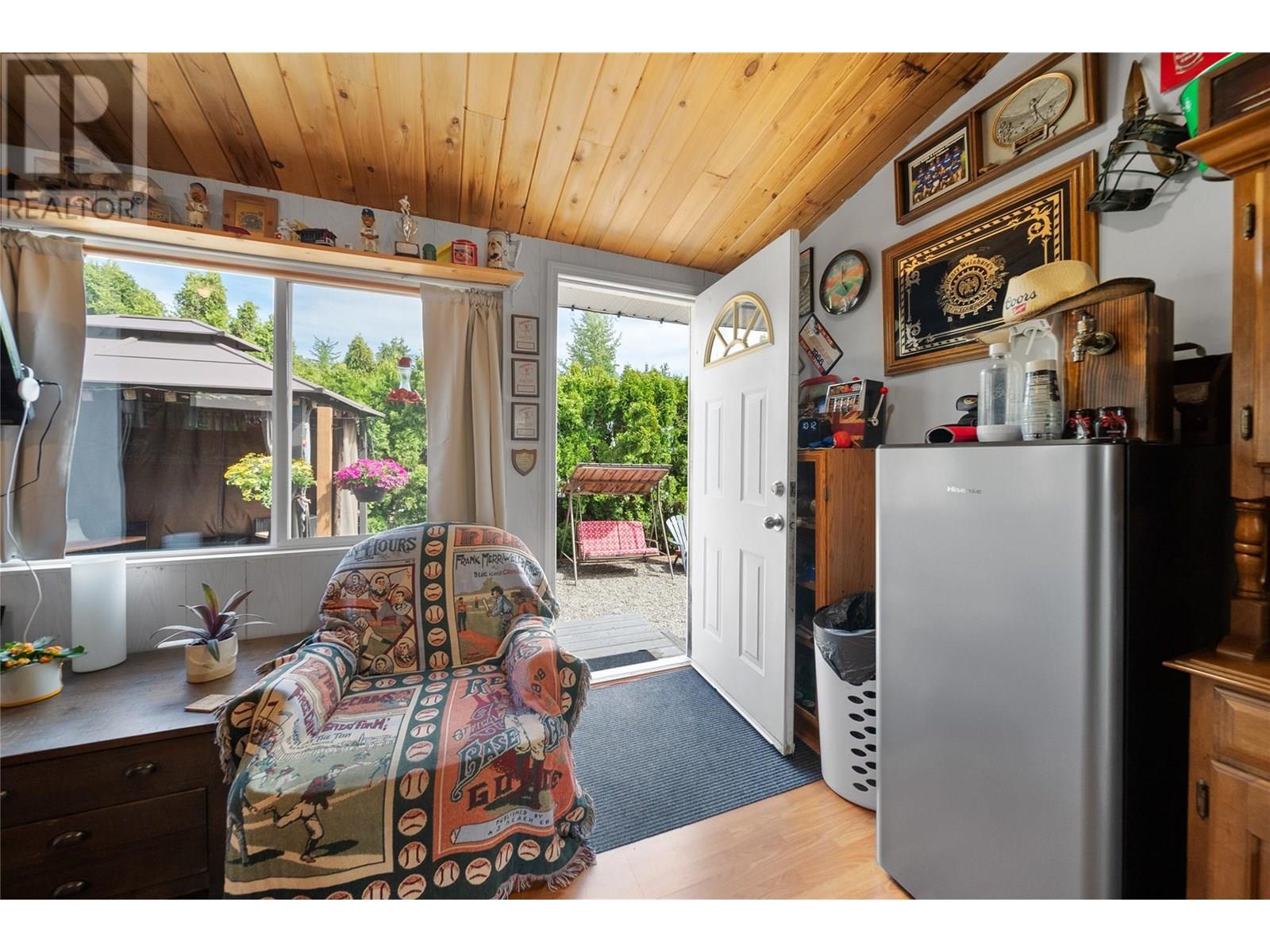 1361 30 Street Se Unit# 64, Salmon Arm, British Columbia  V1E 2P6 - Photo 10 - 10350845