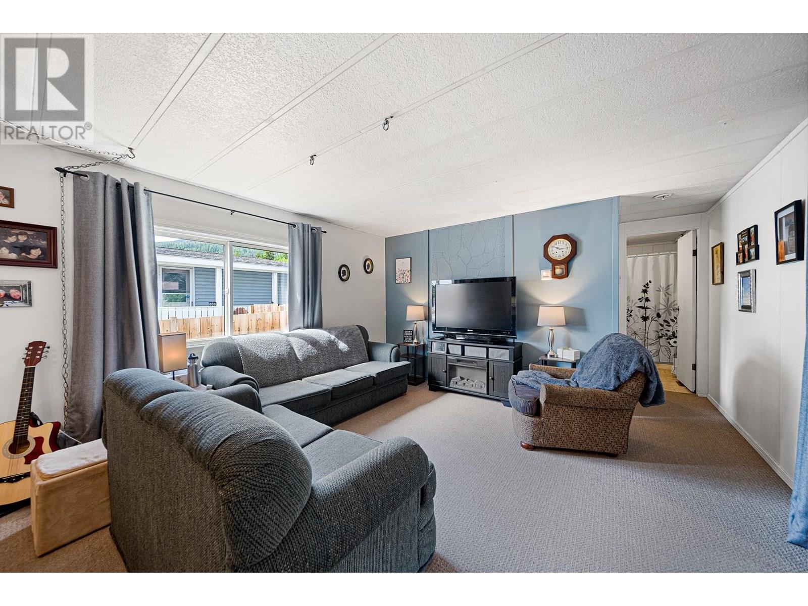 1361 30 Street Se Unit# 64, Salmon Arm, British Columbia  V1E 2P6 - Photo 5 - 10350845