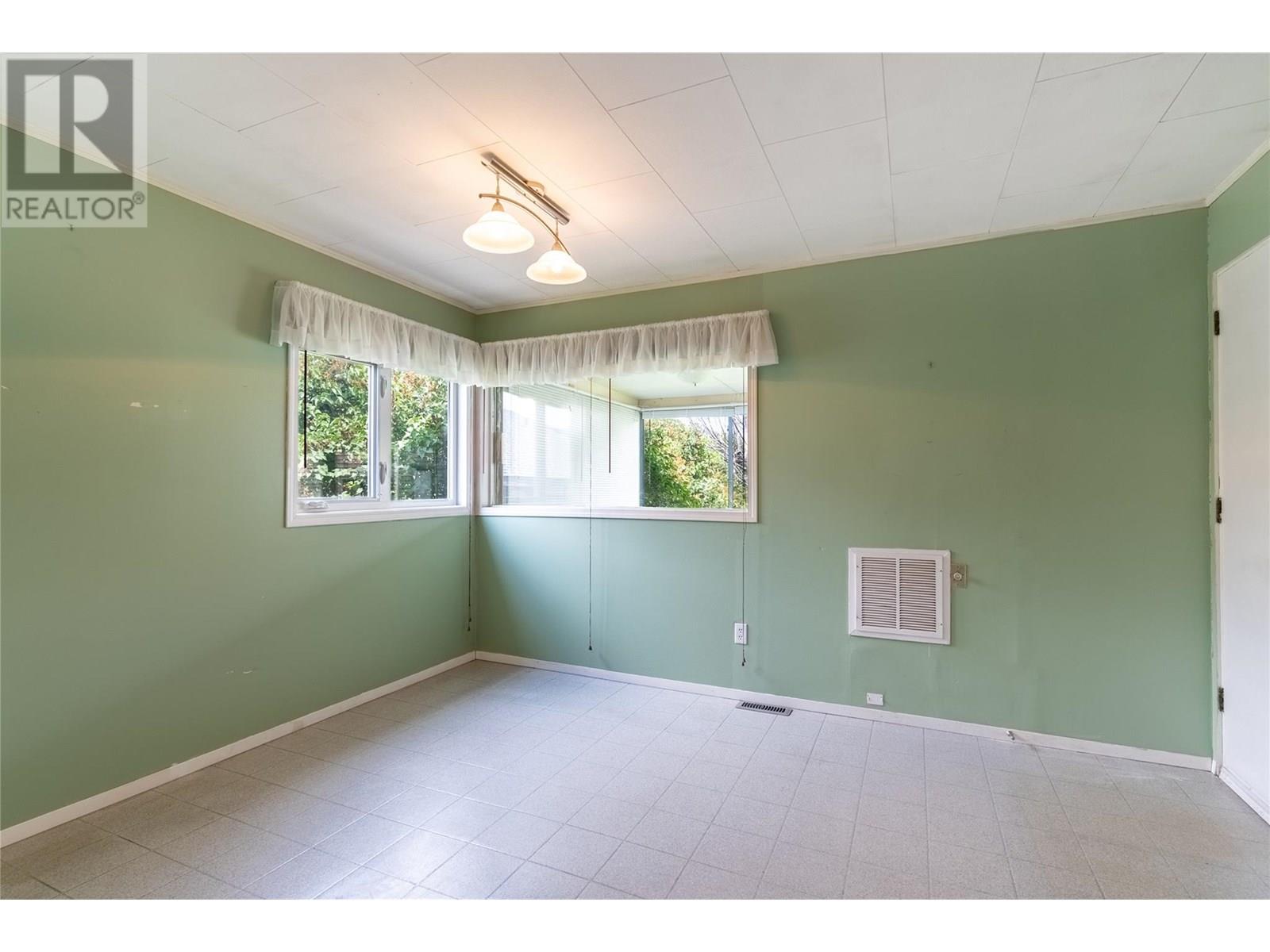 1203 Sunvalley Crescent, Cache Creek, British Columbia  V0K 1H0 - Photo 11 - 10352176