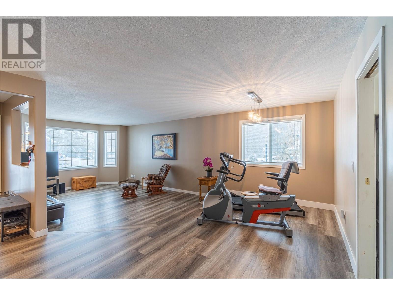 232 Aralia Drive, Logan Lake, British Columbia  V0K 1W0 - Photo 11 - 10352168