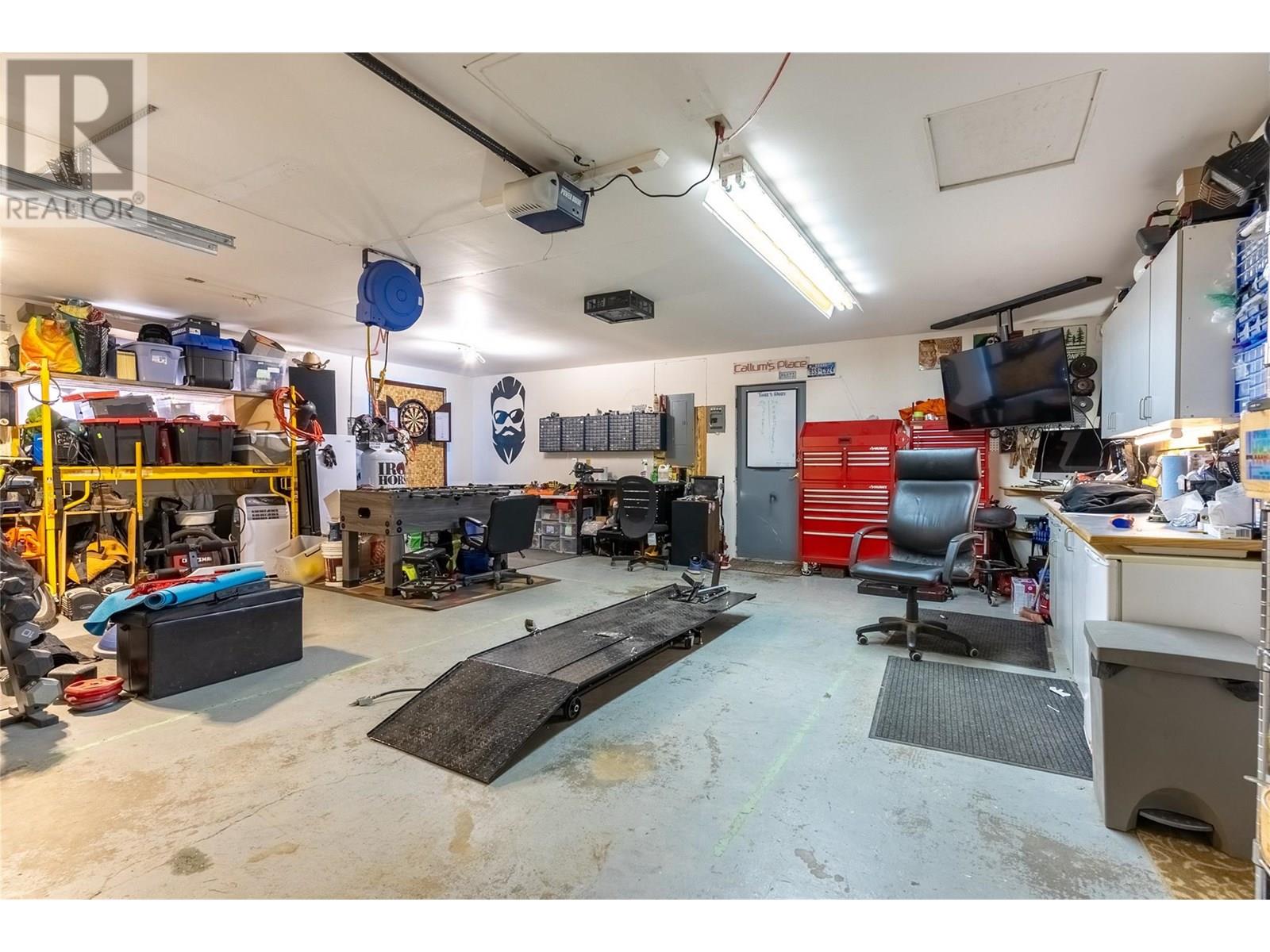 1777 Laveau Road, Pritchard, British Columbia  V0E 2P0 - Photo 8 - 10352160