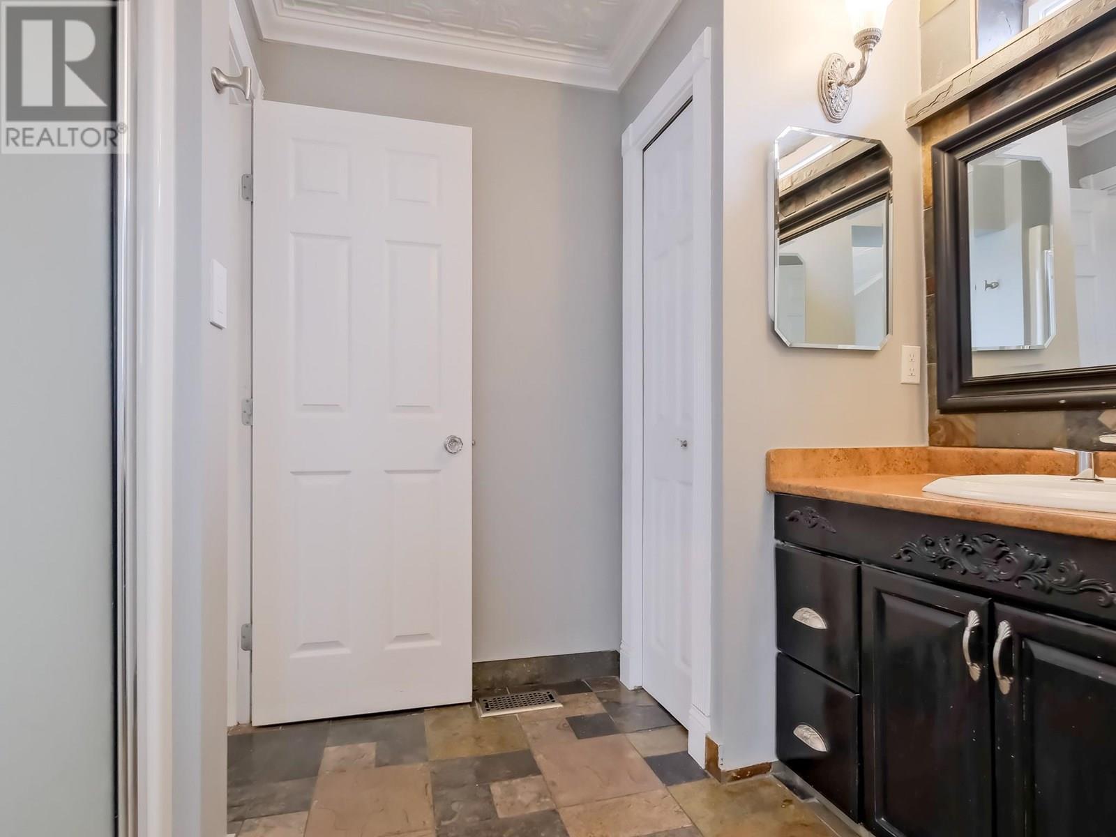 561 Braid Street, Penticton, British Columbia  V2A 4Y4 - Photo 18 - 10352192