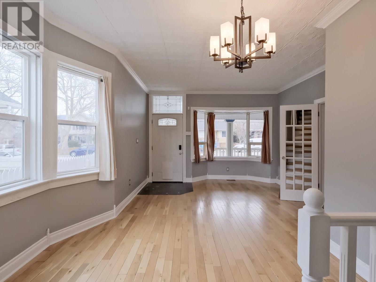 561 Braid Street, Penticton, British Columbia  V2A 4Y4 - Photo 3 - 10352192