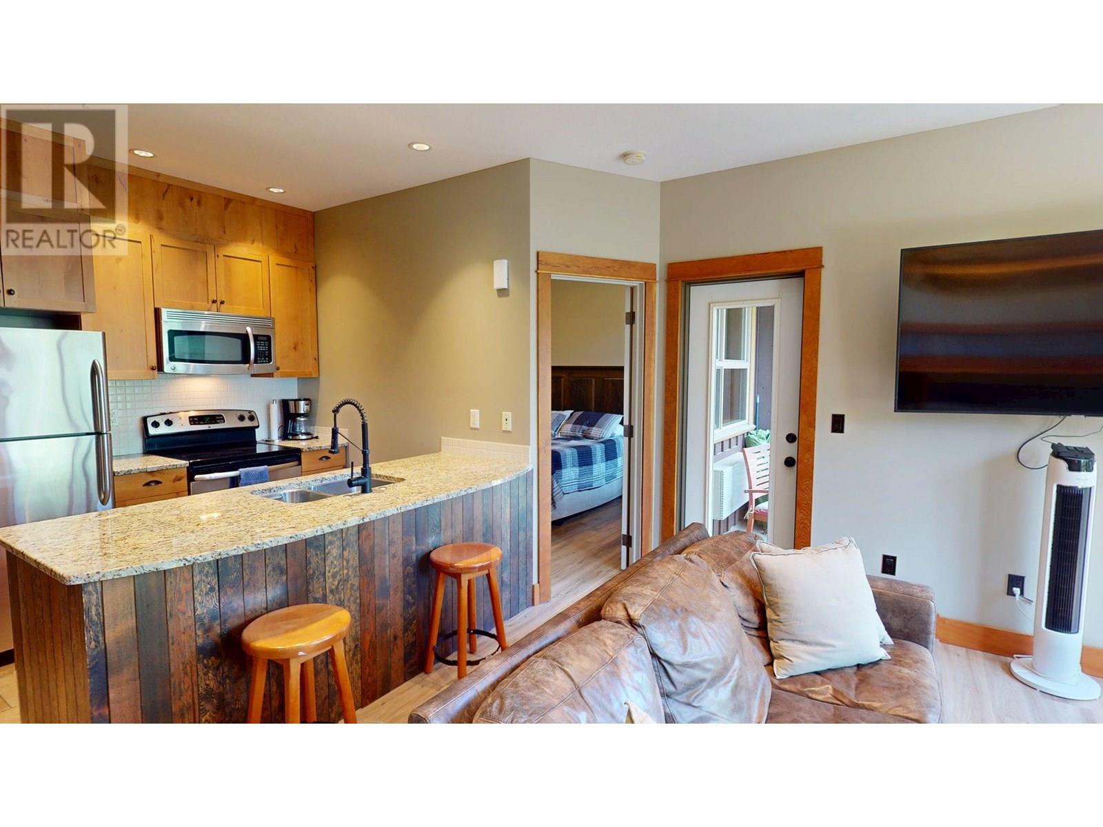 4559 Timberline Crescent Unit# 638, Fernie, British Columbia  V0B 1M6 - Photo 9 - 10352019