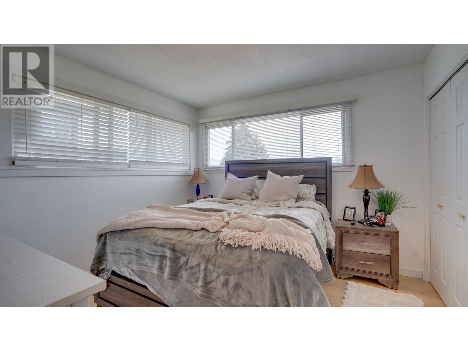 8700 Lakeview Drive, Coldstream, British Columbia  V1B 1W3 - Photo 19 - 10351977