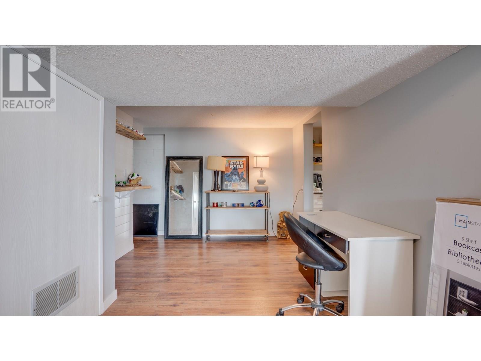 8700 Lakeview Drive, Coldstream, British Columbia  V1B 1W3 - Photo 26 - 10351977