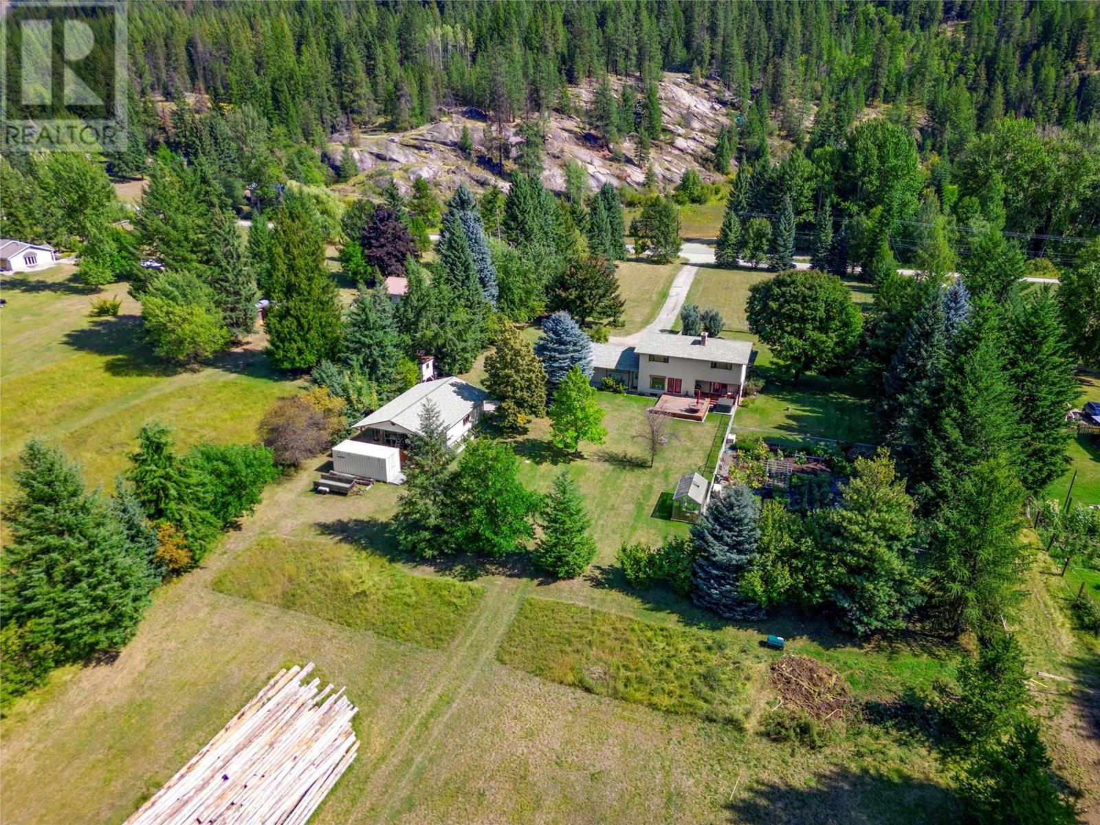 1802 Pass Creek Road, Castlegar, British Columbia  V1N 4S6 - Photo 12 - 10352151