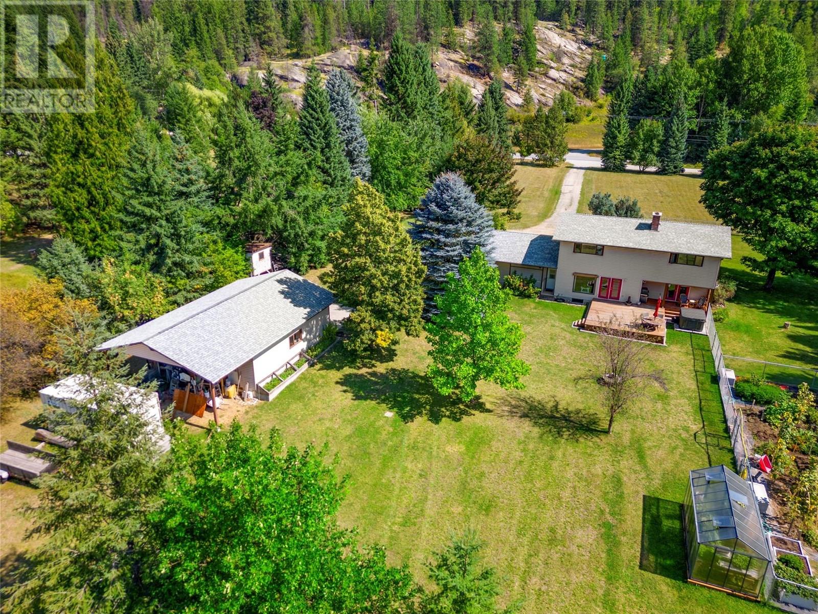 1802 Pass Creek Road, Castlegar, British Columbia  V1N 4S6 - Photo 13 - 10352151