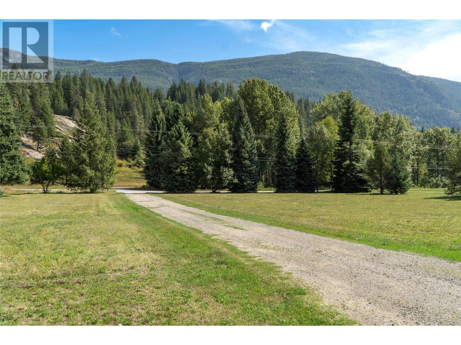 1802 Pass Creek Road, Castlegar, British Columbia  V1N 4S6 - Photo 21 - 10352151