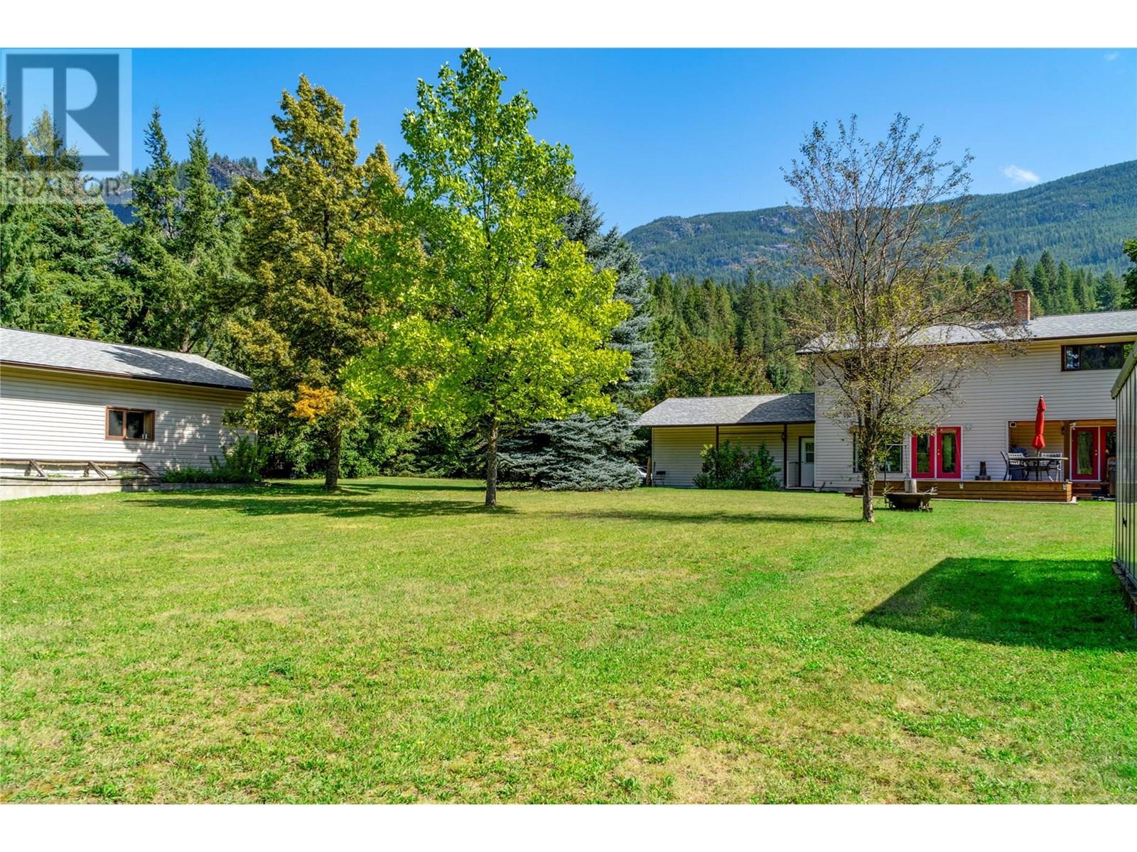 1802 Pass Creek Road, Castlegar, British Columbia  V1N 4S6 - Photo 27 - 10352151