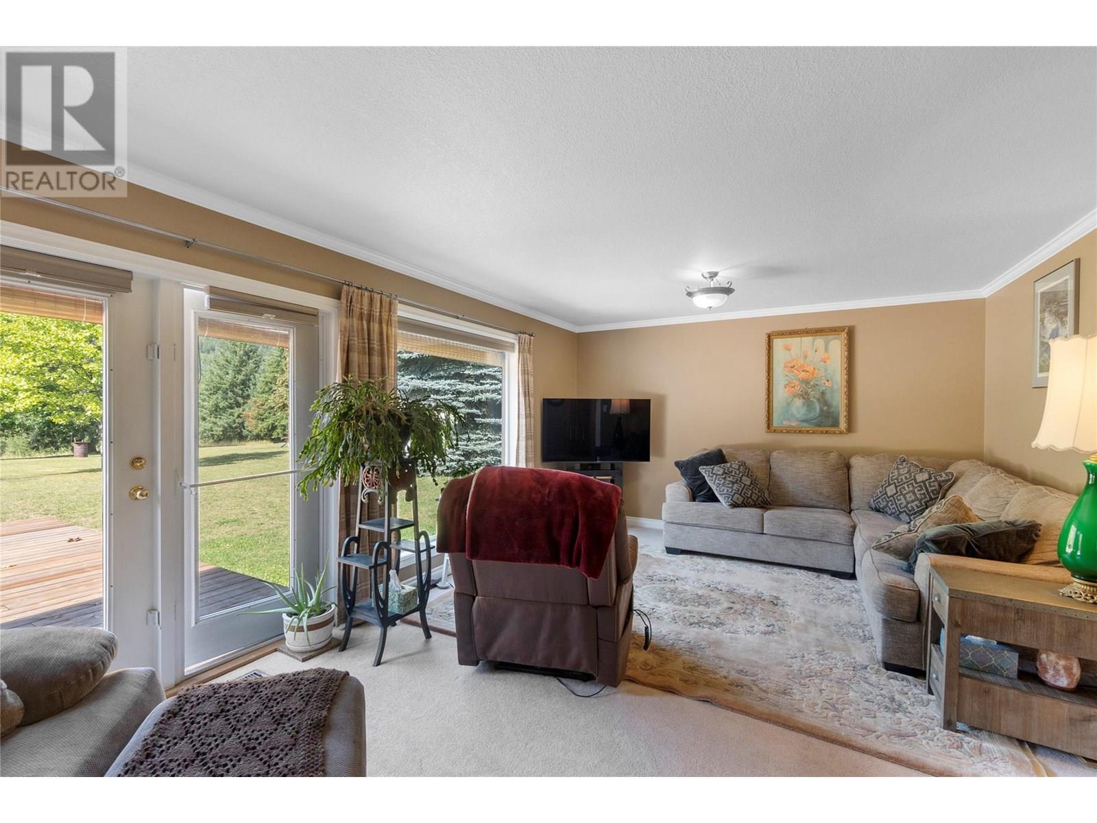 1802 Pass Creek Road, Castlegar, British Columbia  V1N 4S6 - Photo 41 - 10352151