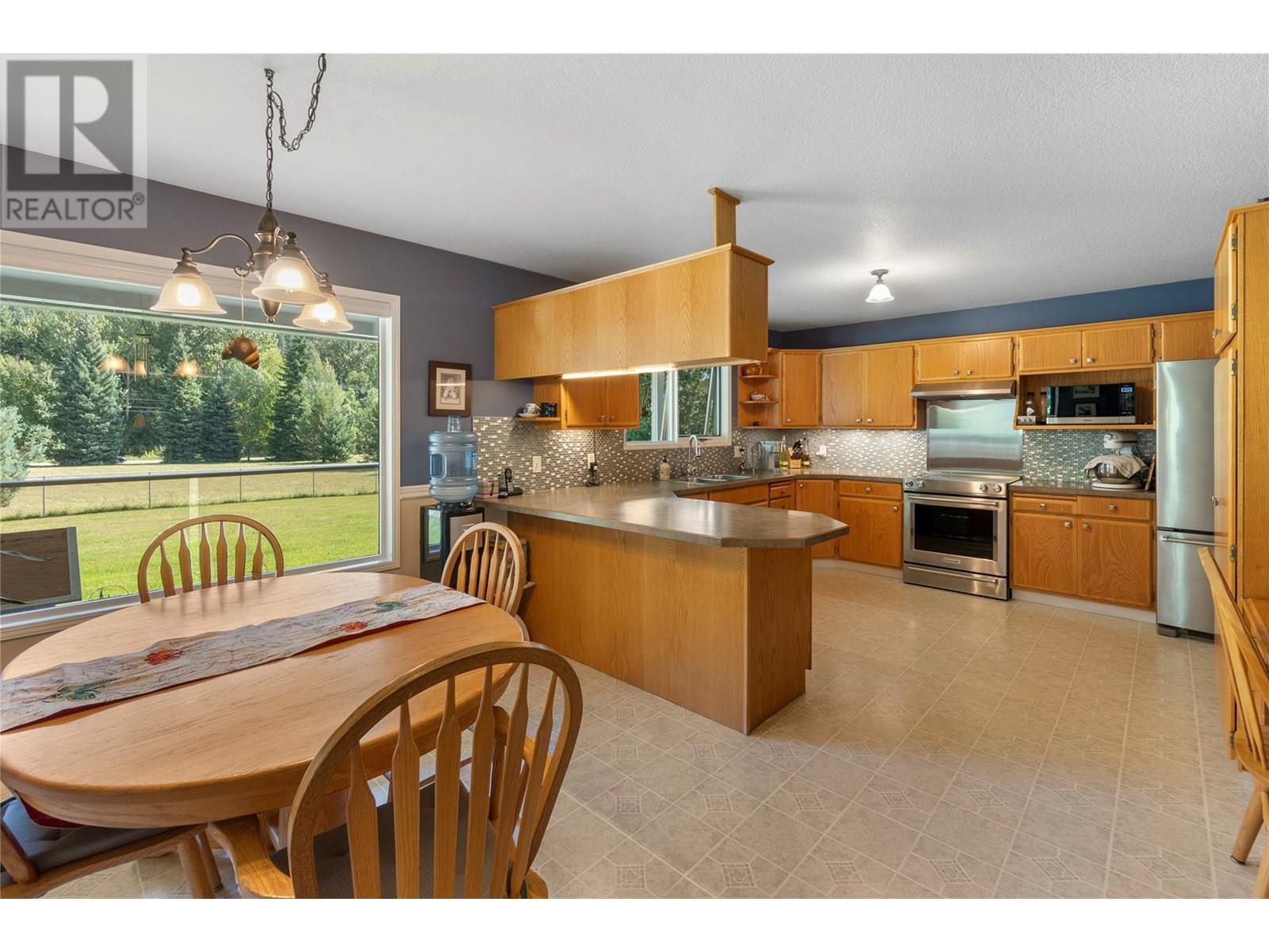 1802 Pass Creek Road, Castlegar, British Columbia  V1N 4S6 - Photo 46 - 10352151