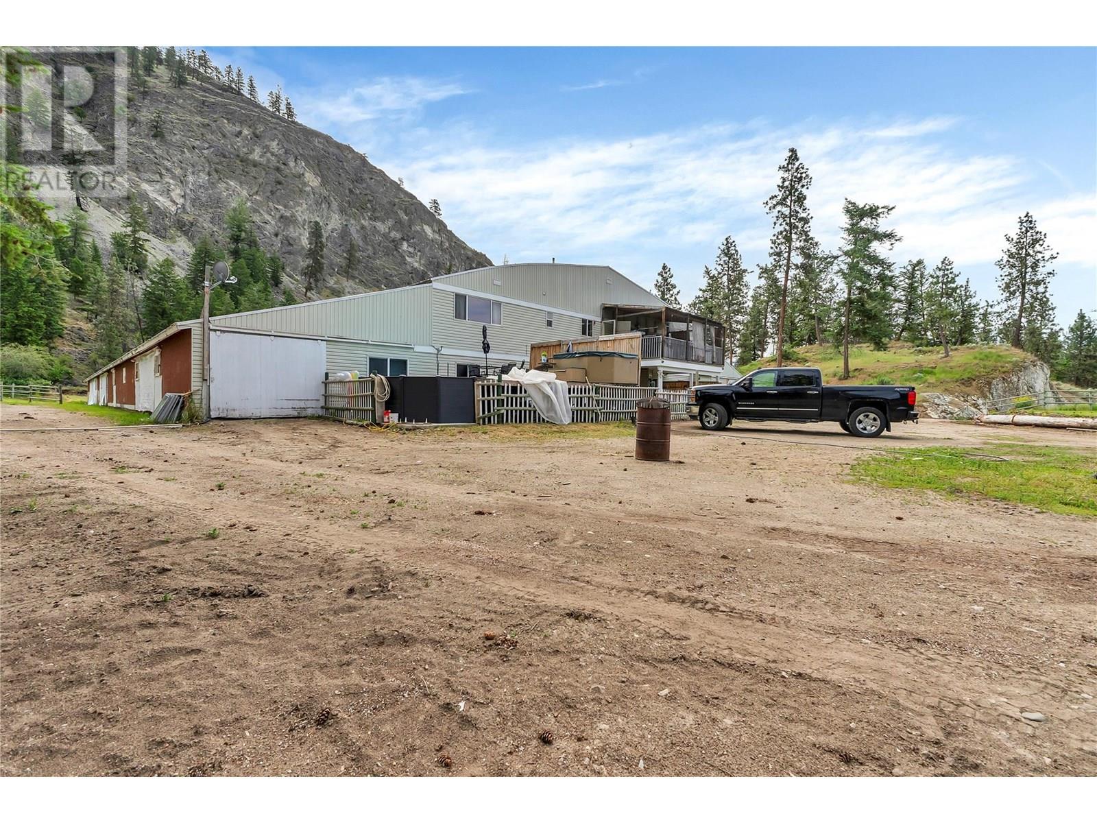 3803 Mclean Creek Road, Okanagan Falls, British Columbia  V0H 1R1 - Photo 20 - 10352124