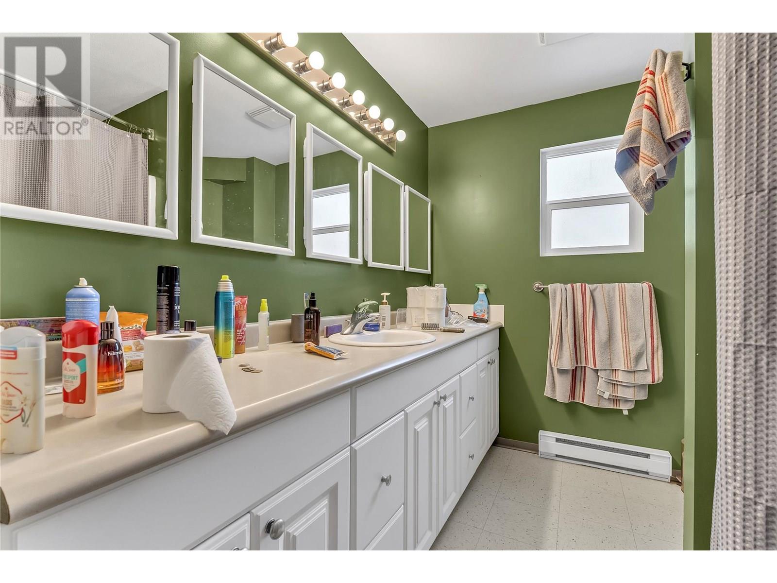 3803 Mclean Creek Road, Okanagan Falls, British Columbia  V0H 1R1 - Photo 54 - 10352124