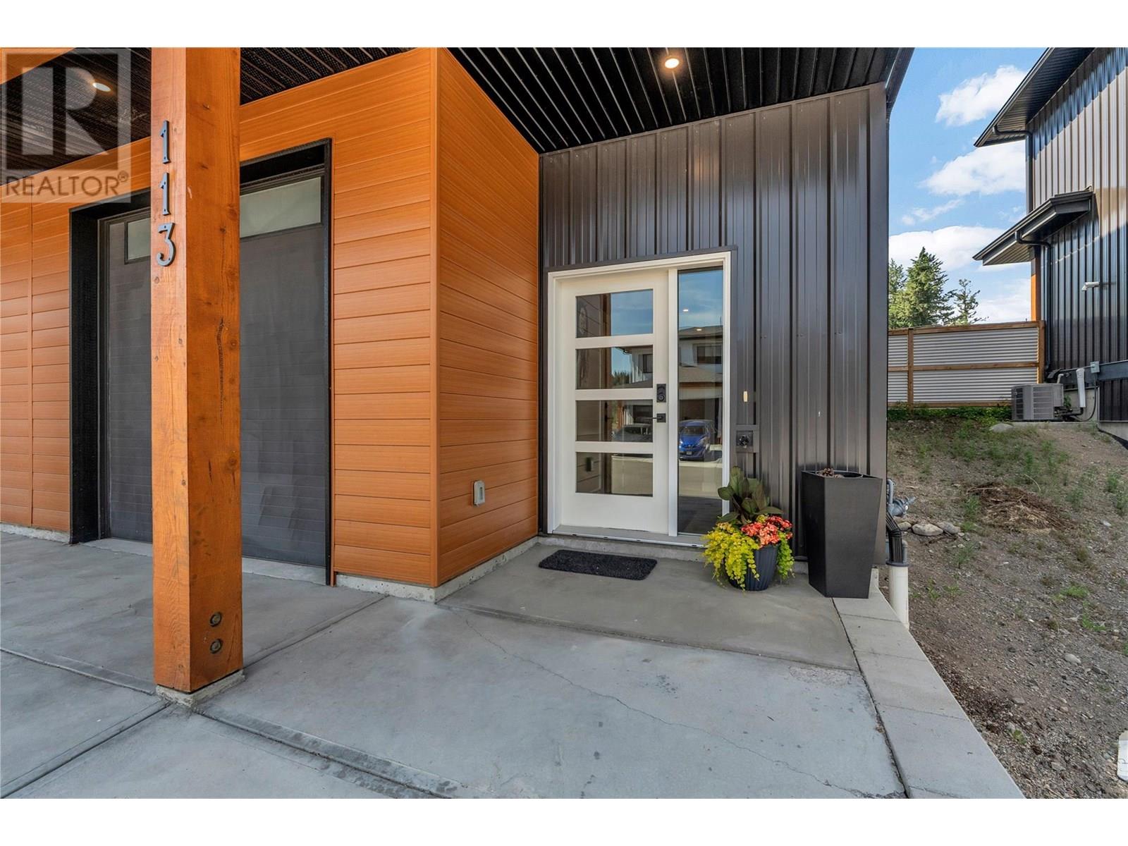 113 Abbey Road, Princeton, British Columbia  V0X 1W0 - Photo 3 - 10349488