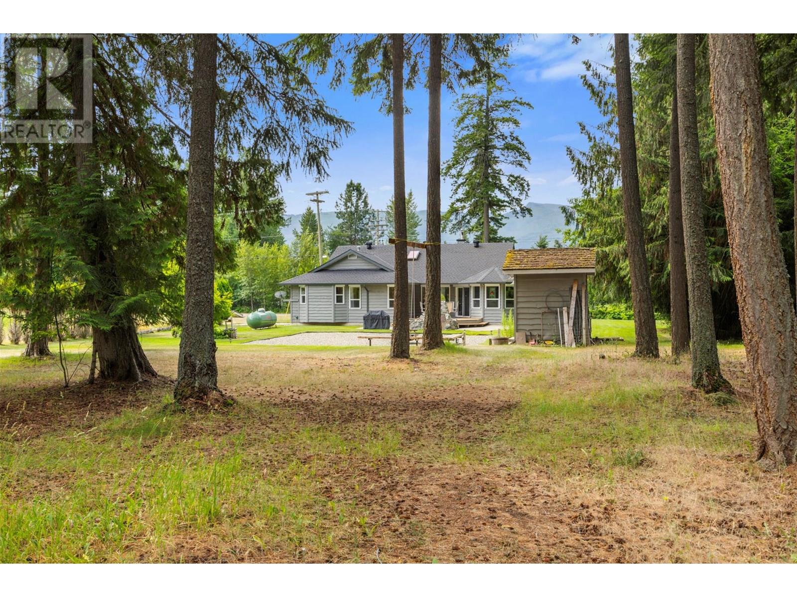 3789 Zinck Road, Scotch Creek, British Columbia  V0E 1M5 - Photo 56 - 10351895