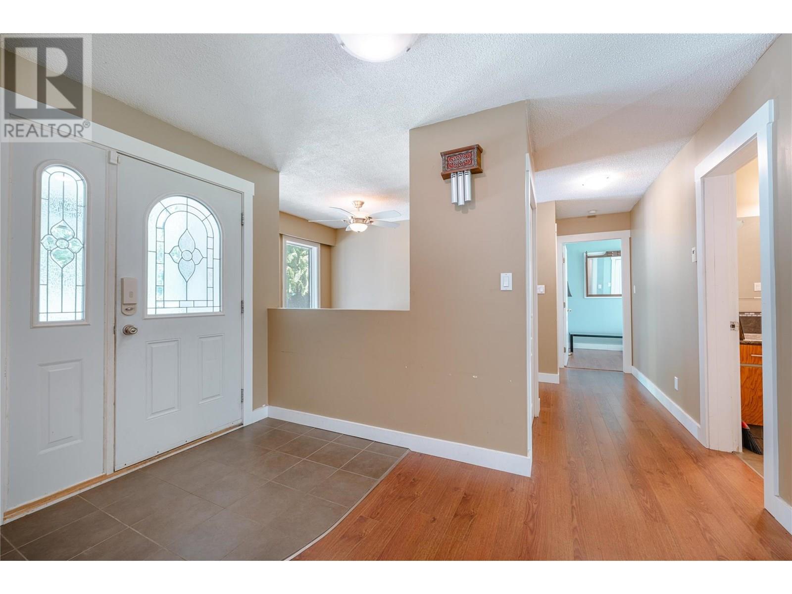 1557 Nichol Road, Revelstoke, British Columbia  V0E 2S1 - Photo 16 - 10351445