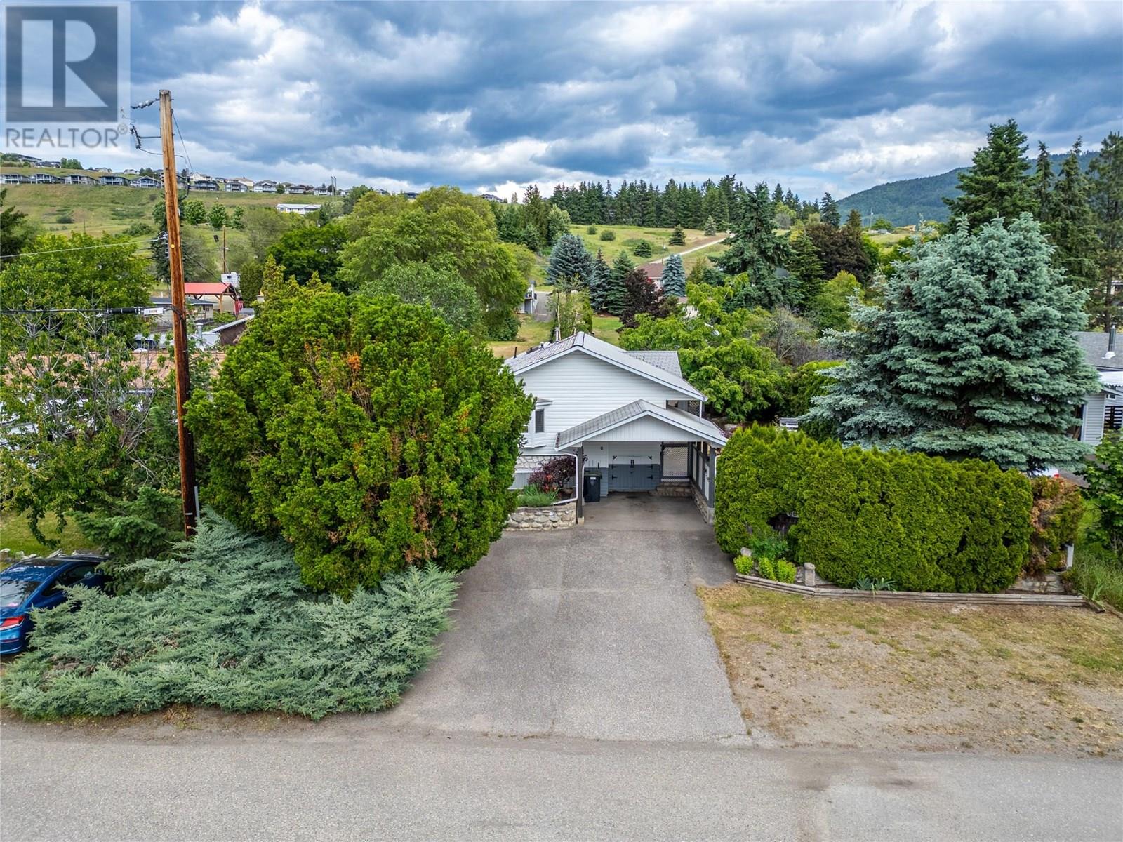 6641 Gibbs Road, Vernon, British Columbia  V1B 3T2 - Photo 3 - 10351754