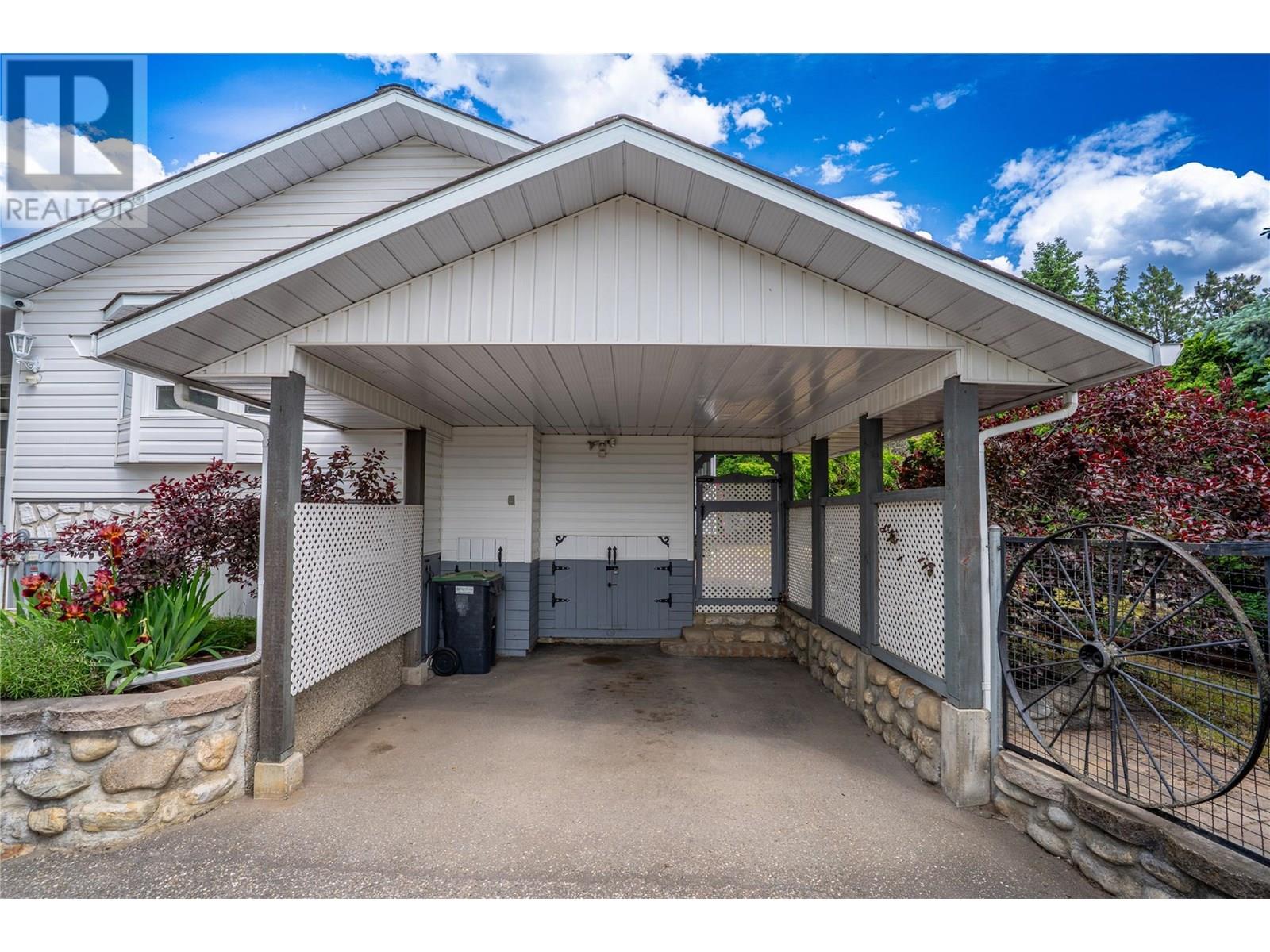 6641 Gibbs Road, Vernon, British Columbia  V1B 3T2 - Photo 34 - 10351754