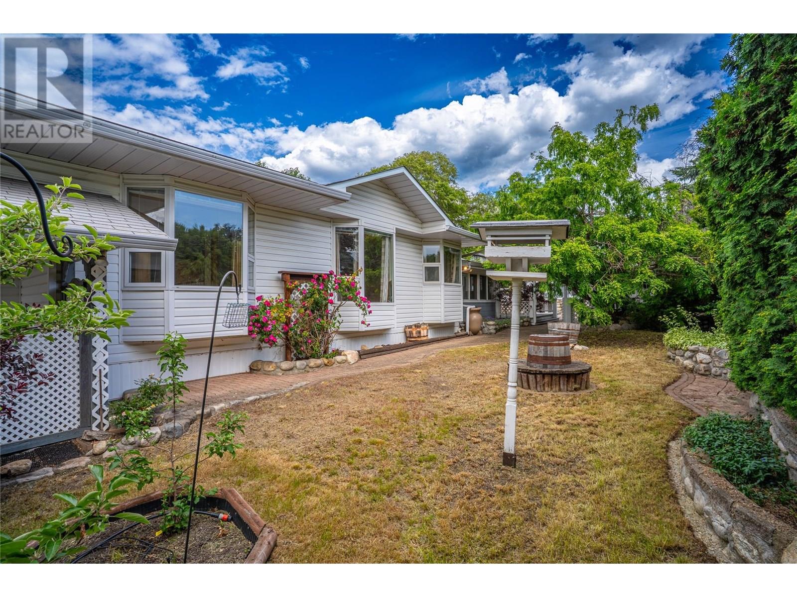 6641 Gibbs Road, Vernon, British Columbia  V1B 3T2 - Photo 35 - 10351754