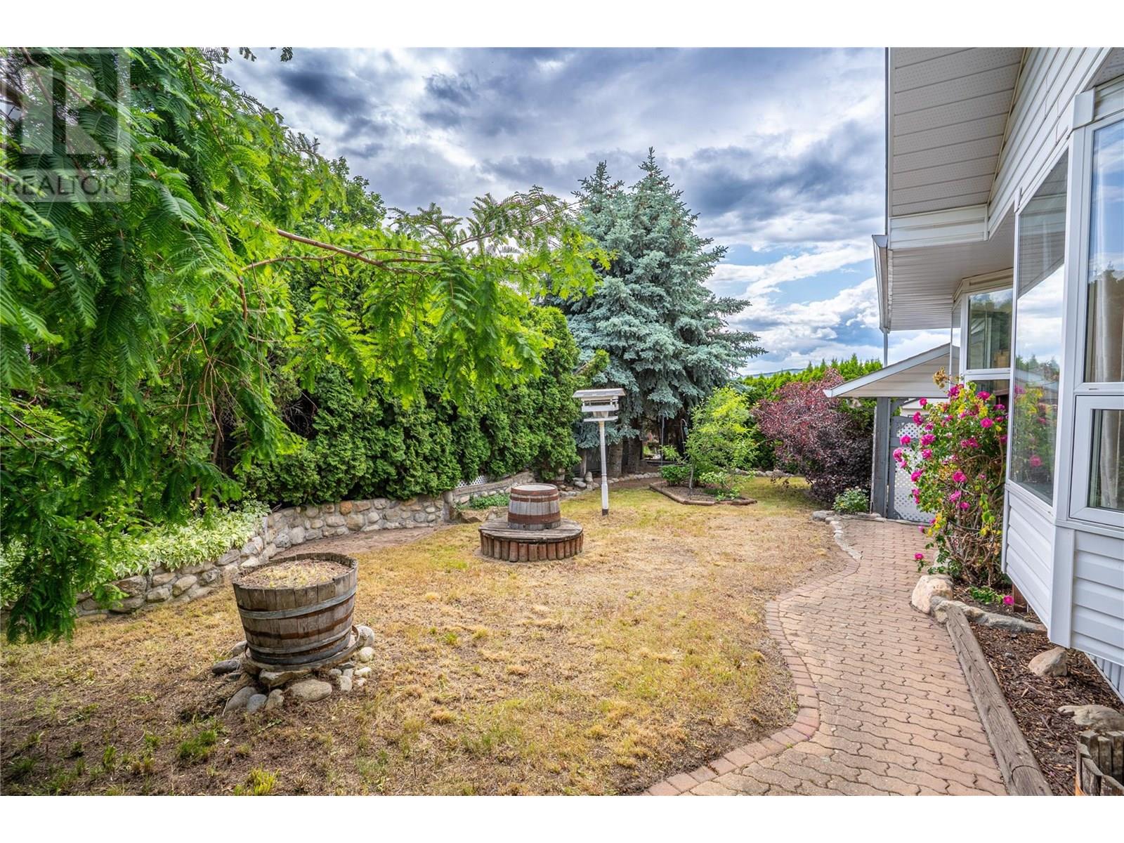 6641 Gibbs Road, Vernon, British Columbia  V1B 3T2 - Photo 36 - 10351754