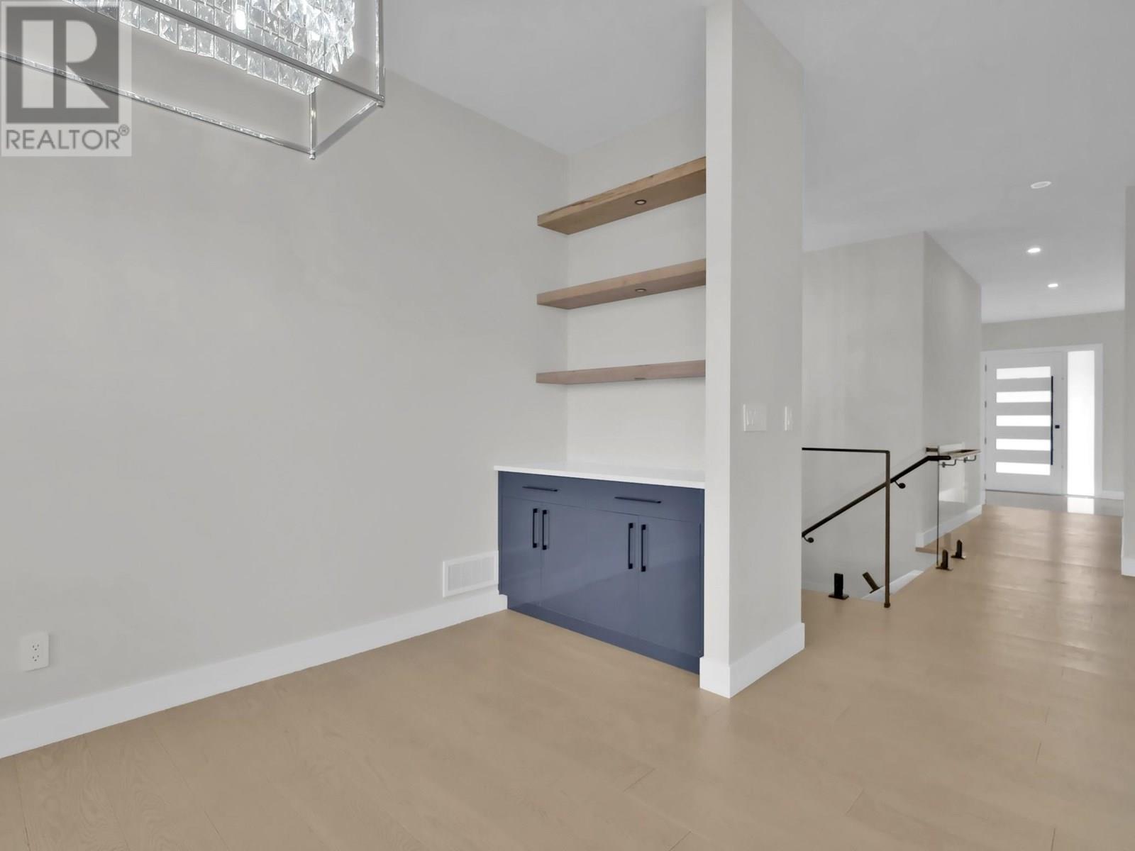 2264 Lavetta Drive, Kelowna, British Columbia  V1P 1V1 - Photo 12 - 10352215