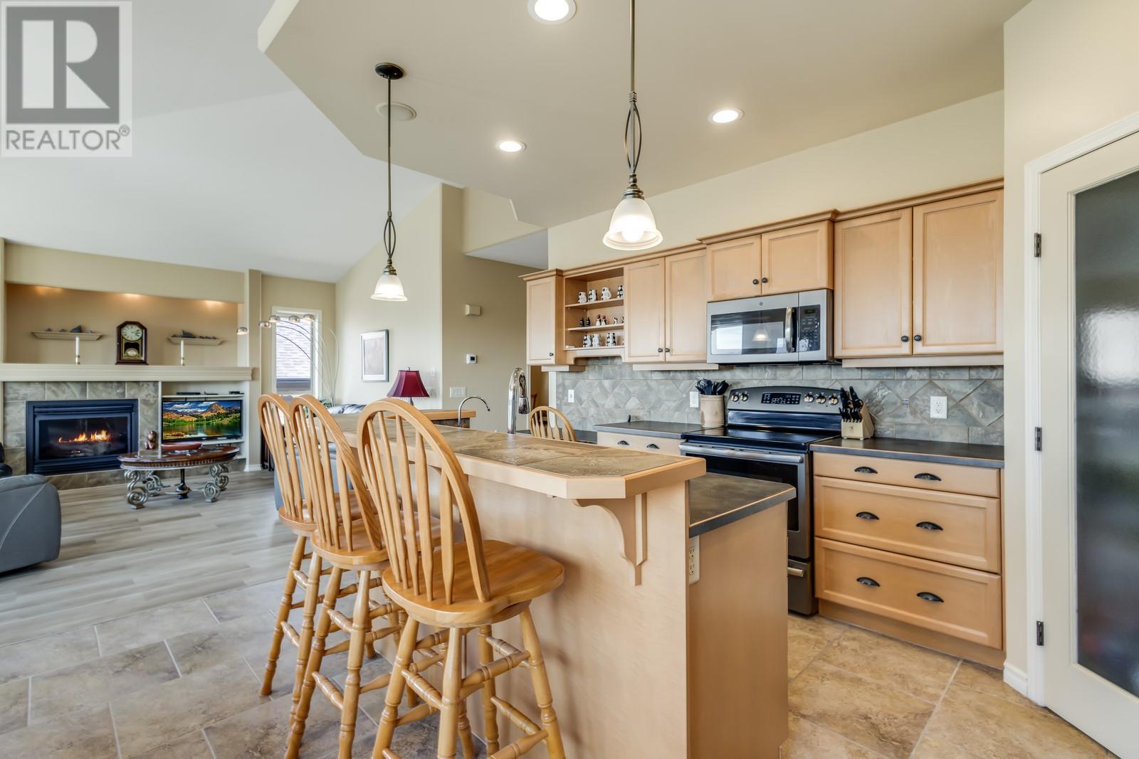 5046 South Ridge Drive, Kelowna, British Columbia  V1W 4W7 - Photo 15 - 10350118
