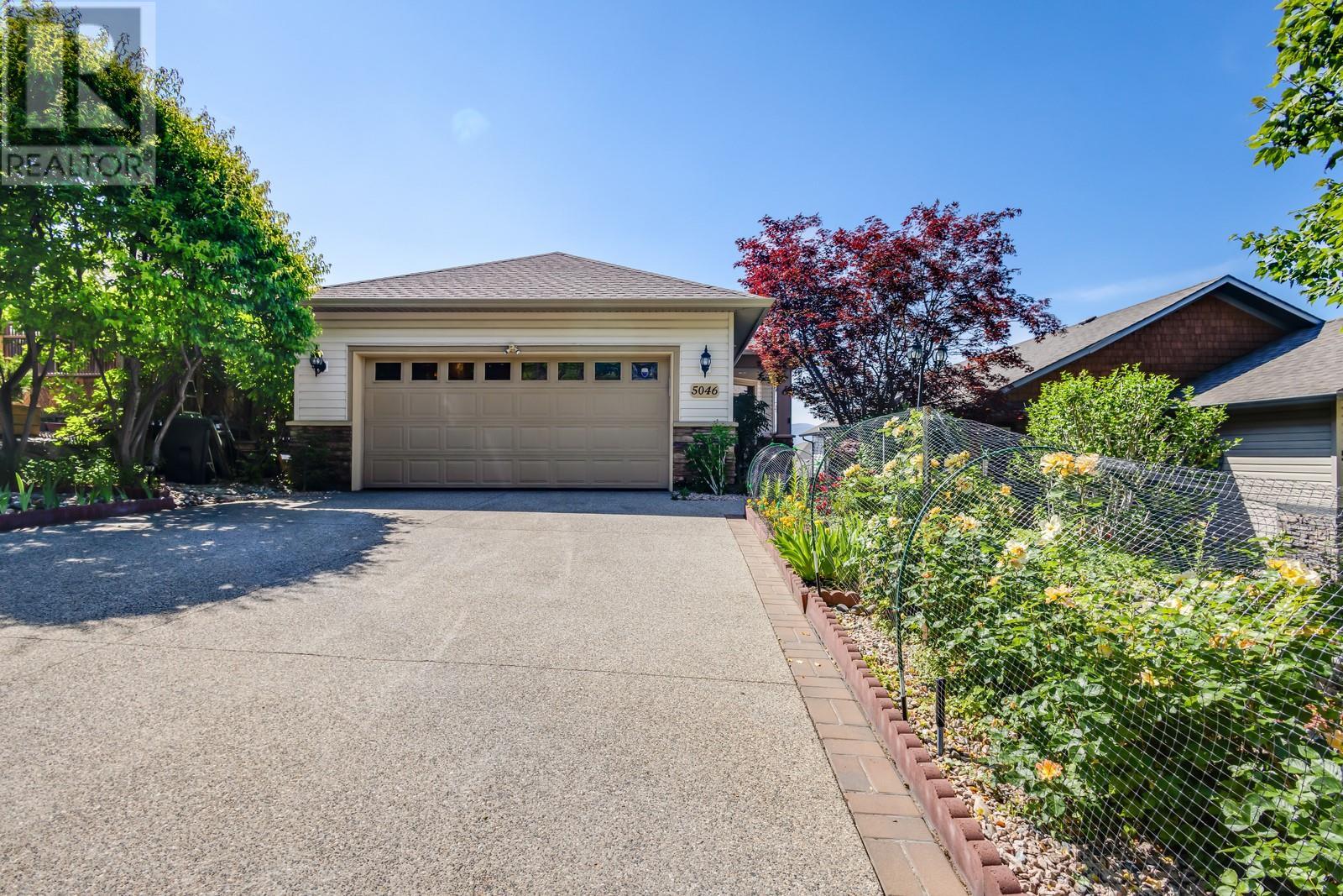5046 South Ridge Drive, Kelowna, British Columbia  V1W 4W7 - Photo 2 - 10350118