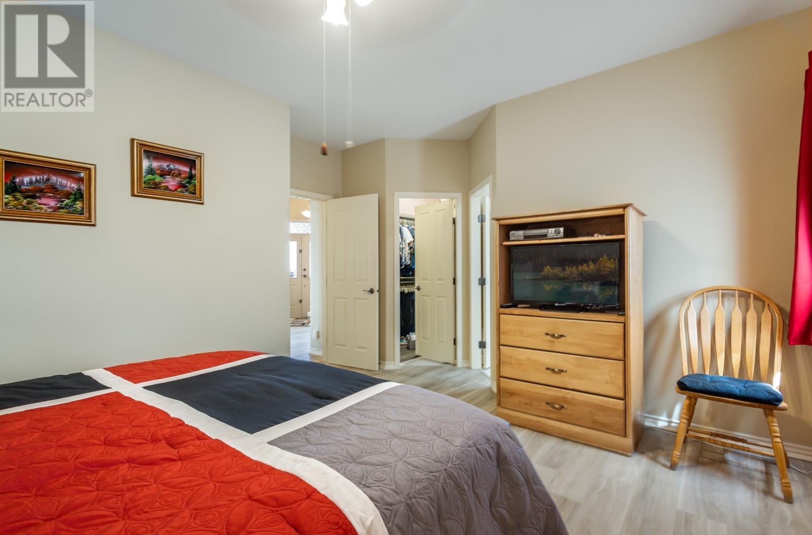 5046 South Ridge Drive, Kelowna, British Columbia  V1W 4W7 - Photo 29 - 10350118