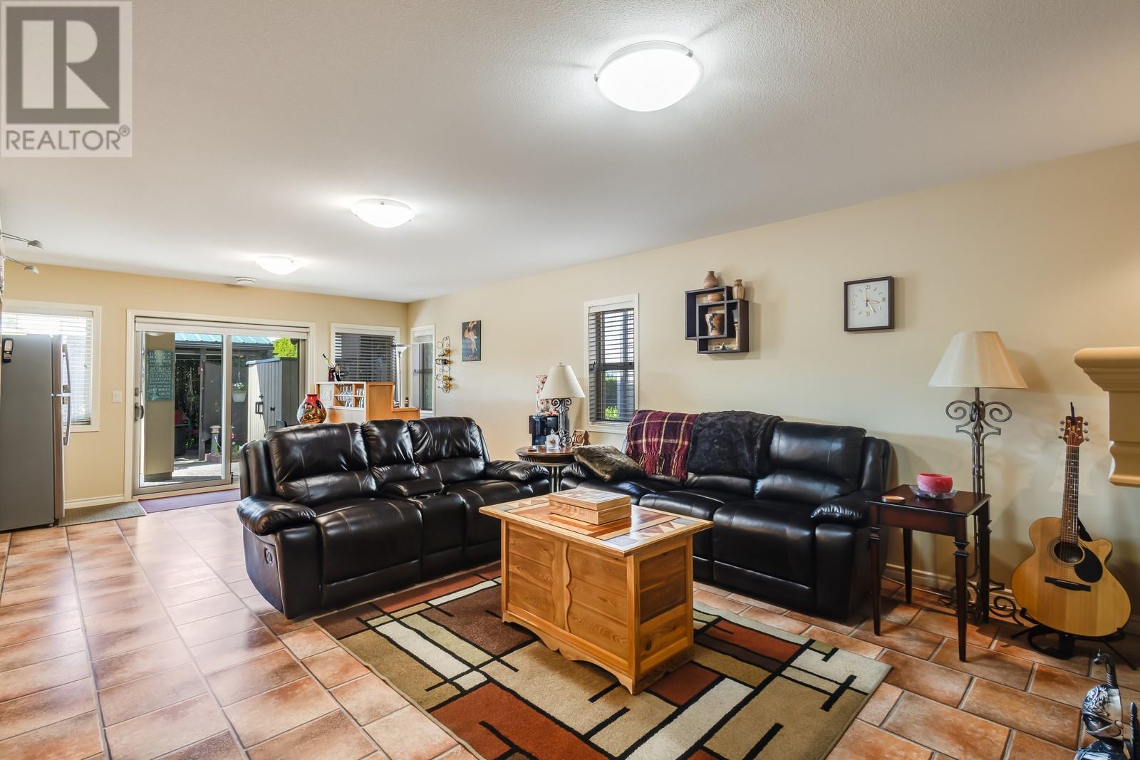5046 South Ridge Drive, Kelowna, British Columbia  V1W 4W7 - Photo 37 - 10350118