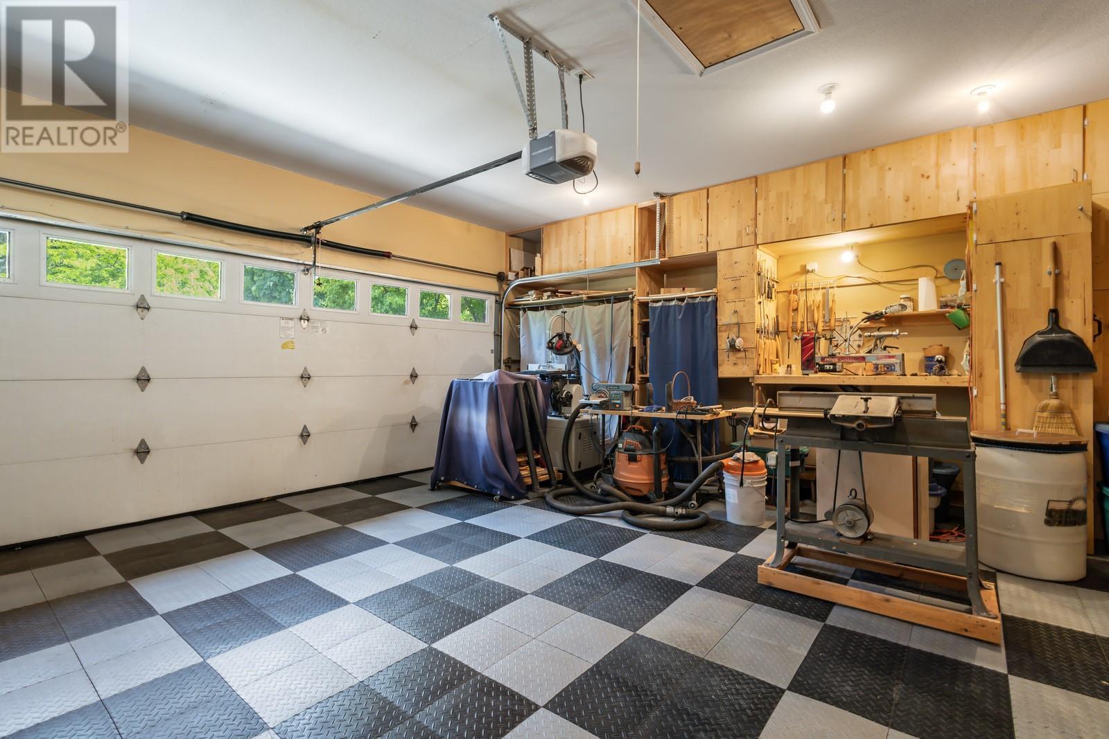5046 South Ridge Drive, Kelowna, British Columbia  V1W 4W7 - Photo 49 - 10350118