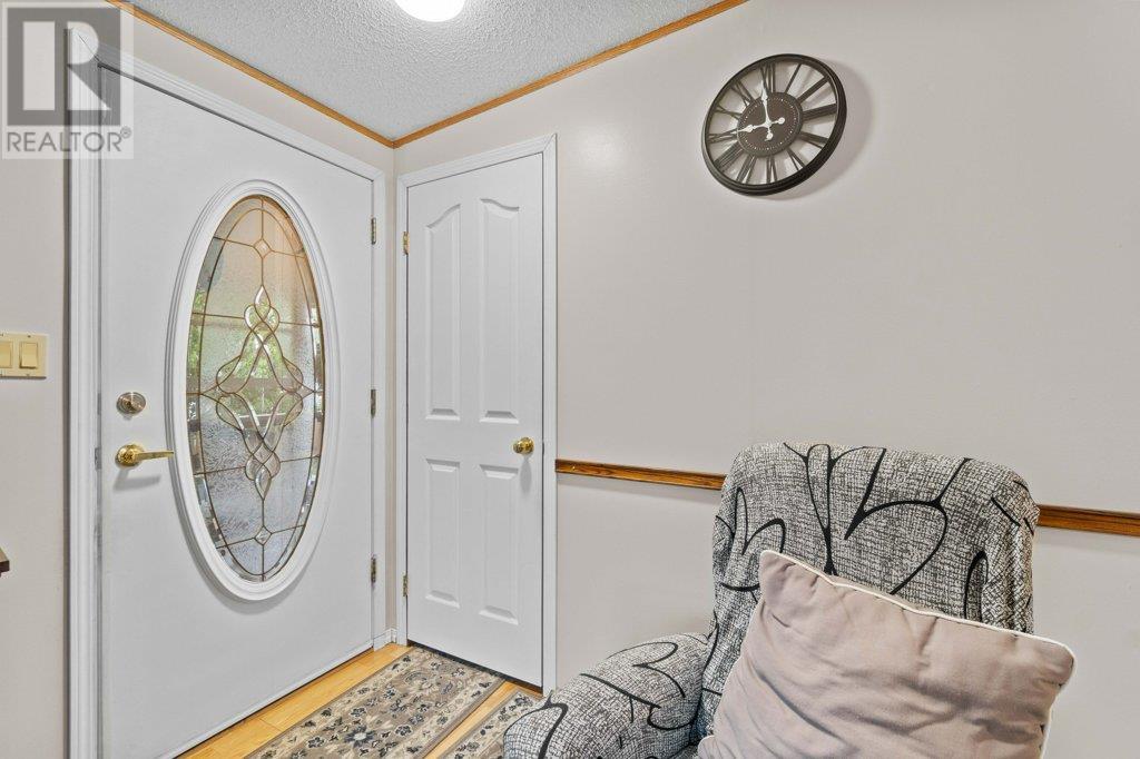 4660 73 Avenue Ne, Salmon Arm, British Columbia  V0E 1K0 - Photo 3 - 10351111